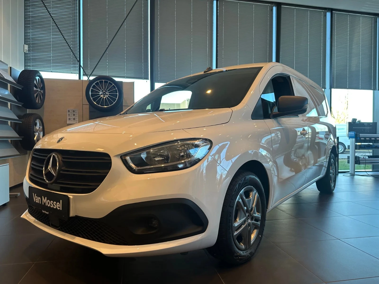 Mercedes-Benz-Citan-image-0