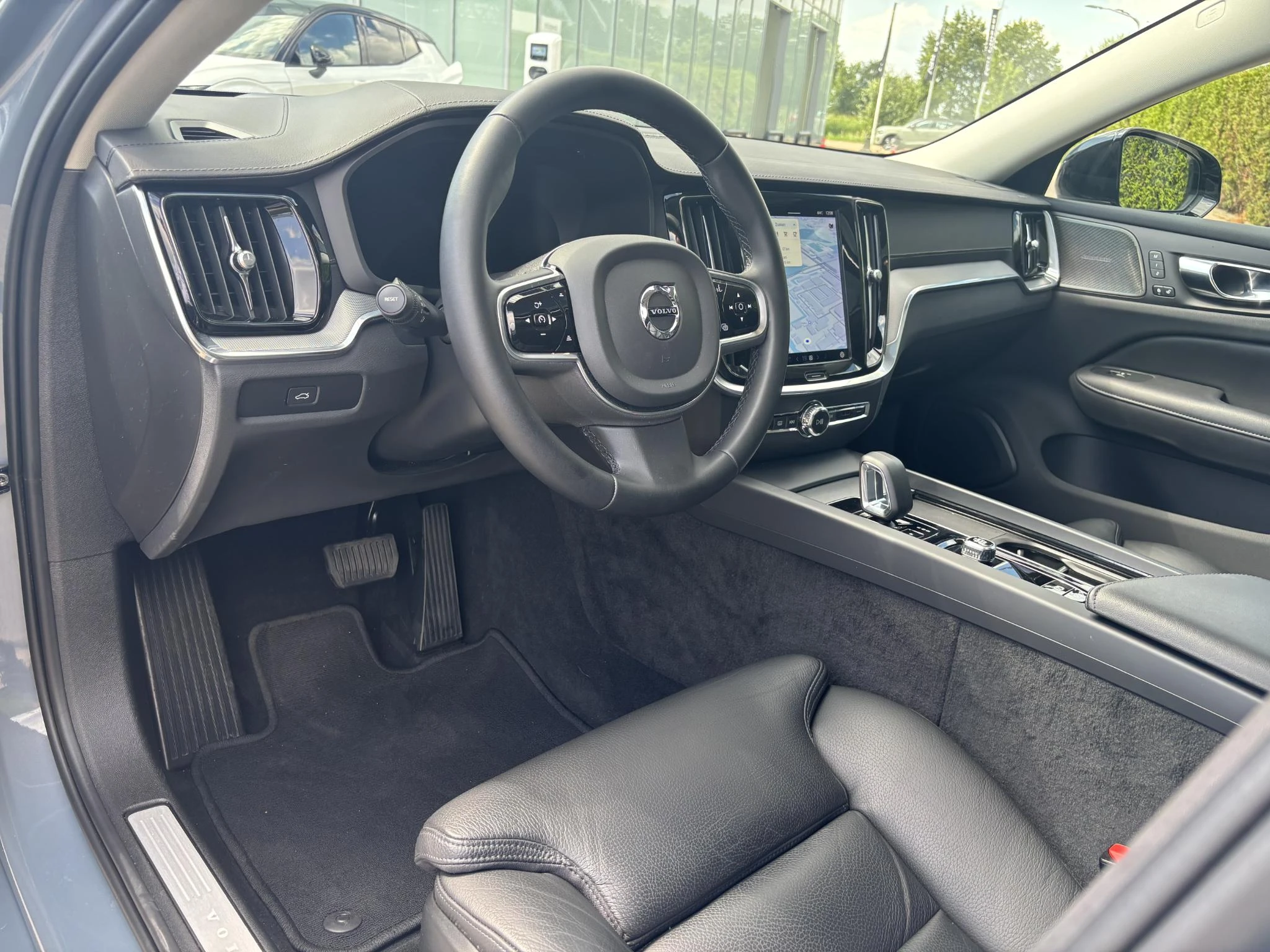 Volvo-S60-image-4