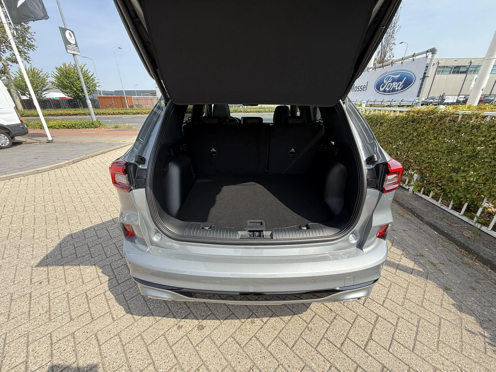 Ford-Kuga-image-13
