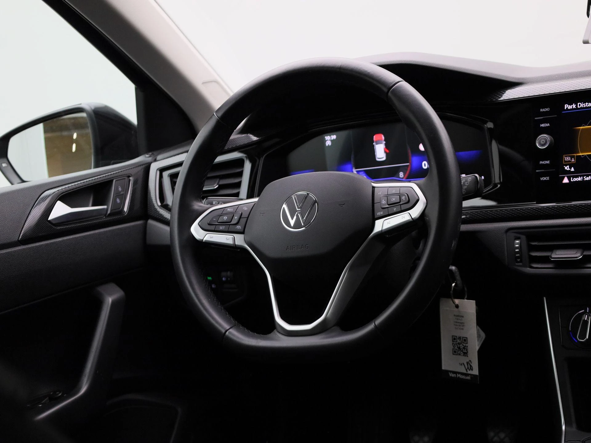Volkswagen-Polo-image-34