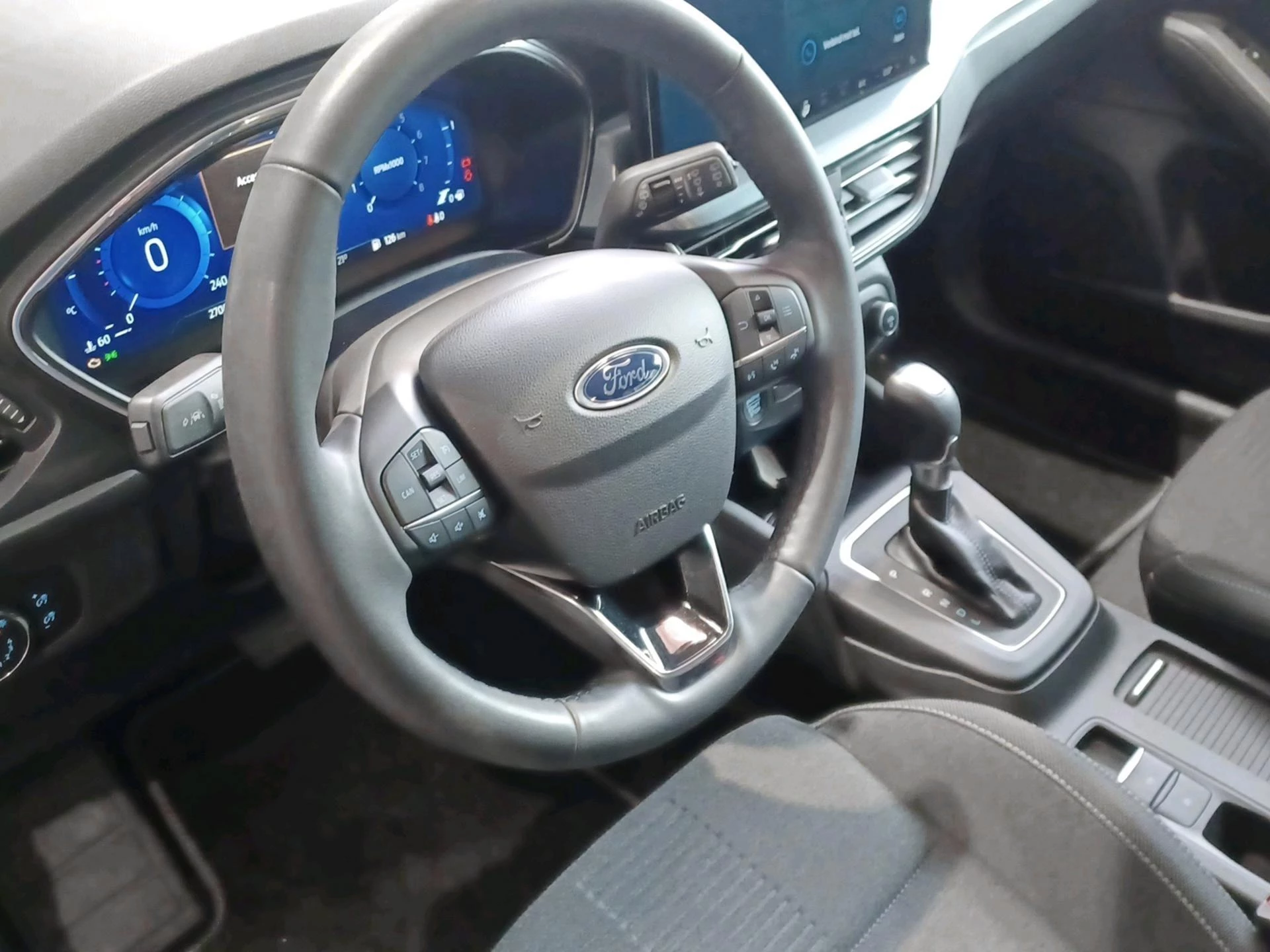 Ford Focus 1.0i EcoBoost MHEV 92kW Active DCT