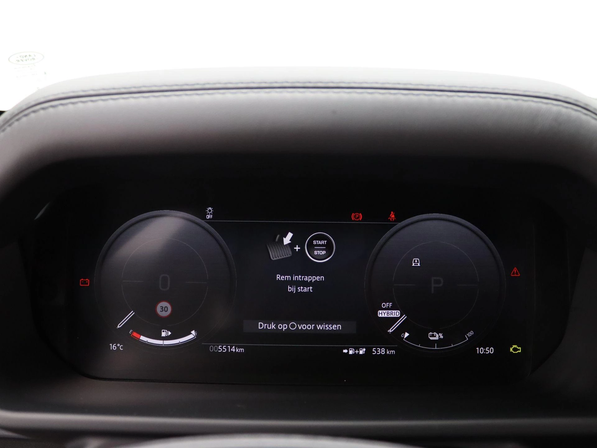 Land Rover-Defender-image-8