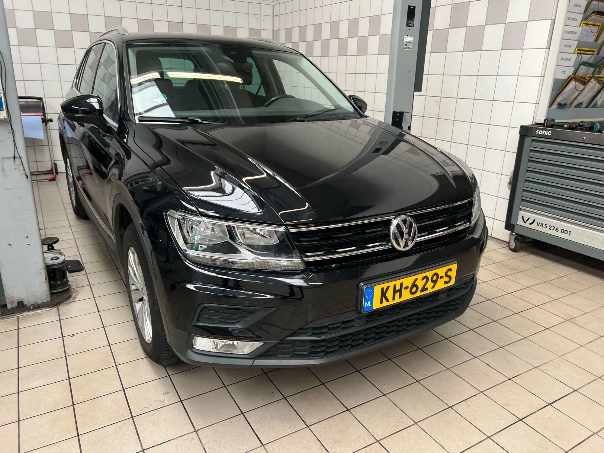 Volkswagen Tiguan 1.4 TSI Connected Series