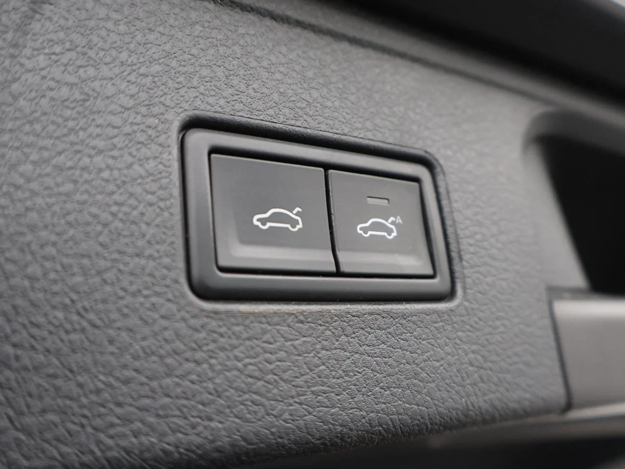 Volkswagen-Passat-image-23
