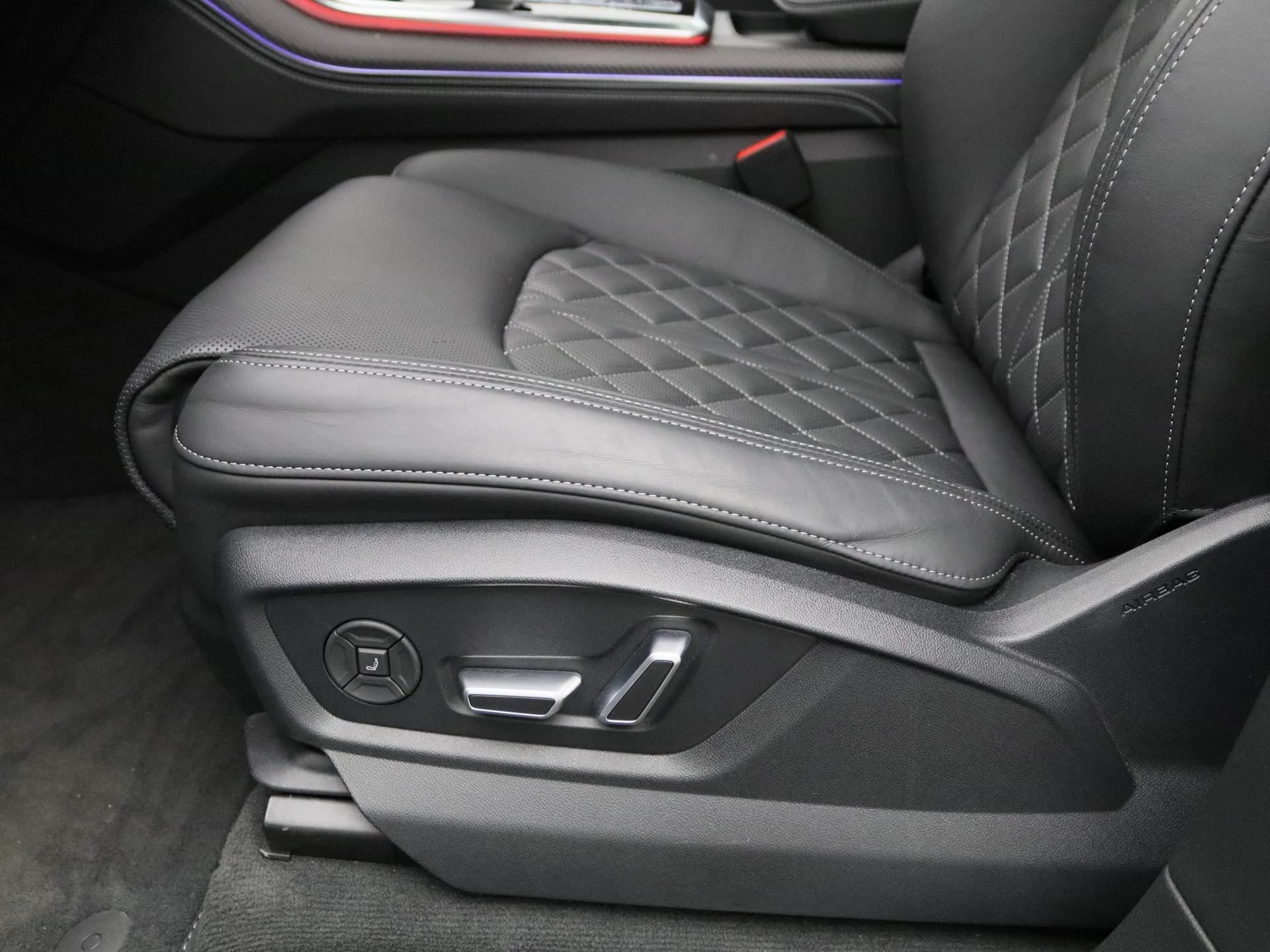 Audi Q7 60 TFSI e quattro Pro Line S Competition 490 PK