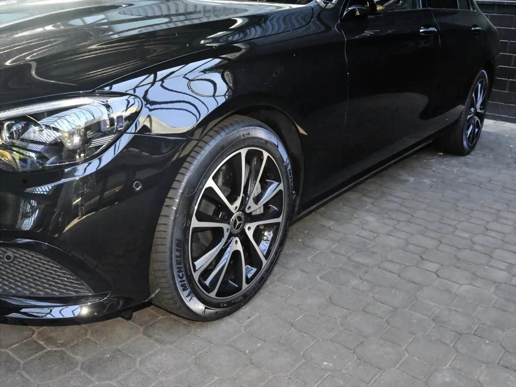 Mercedes-Benz-E-Klasse 450-image-6