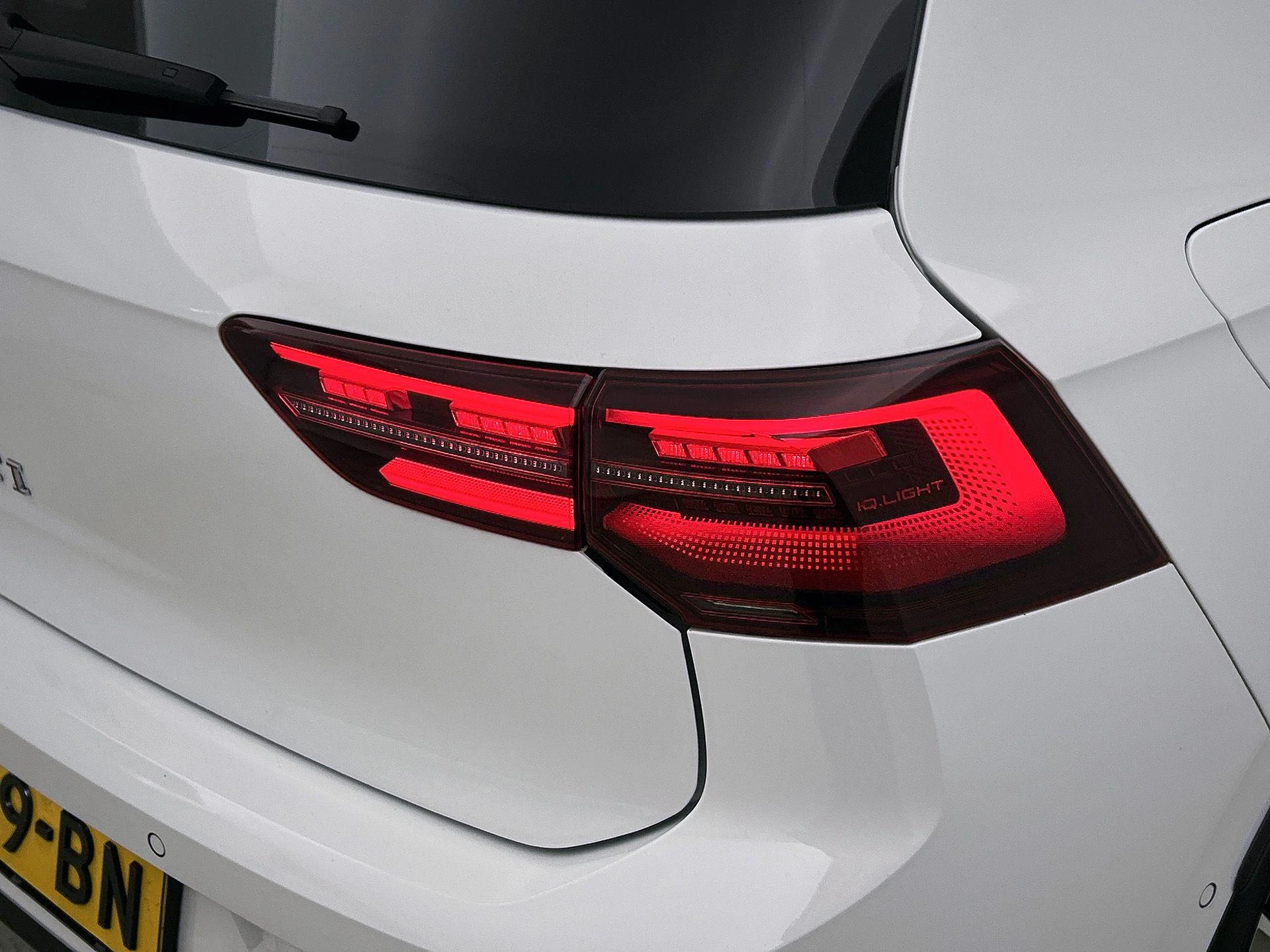 Volkswagen-Golf-image-22