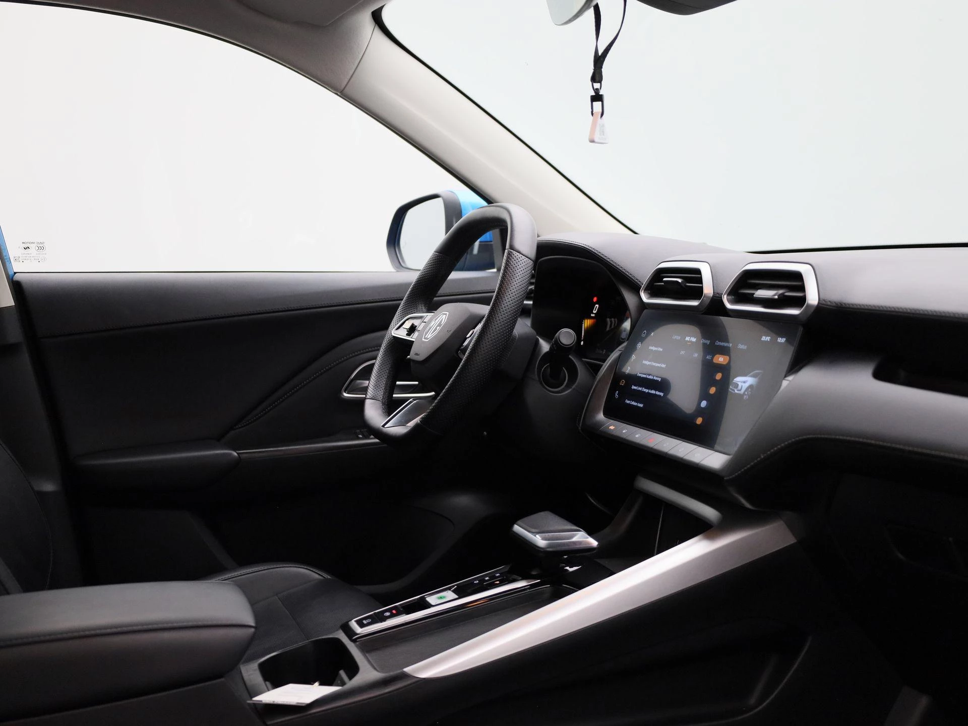 MG-ZS-image-11