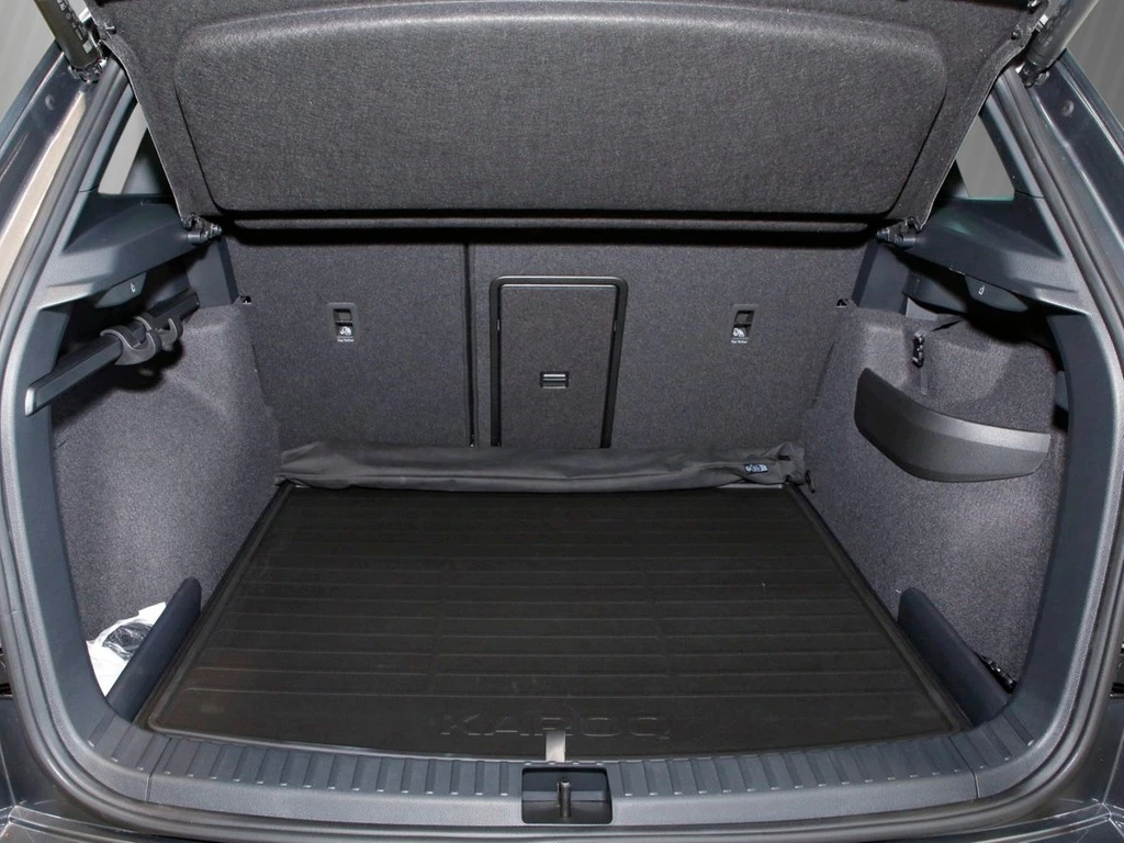 Škoda Karoq Sportline 2.0 TSI UPE 54.910 4x4 Canton