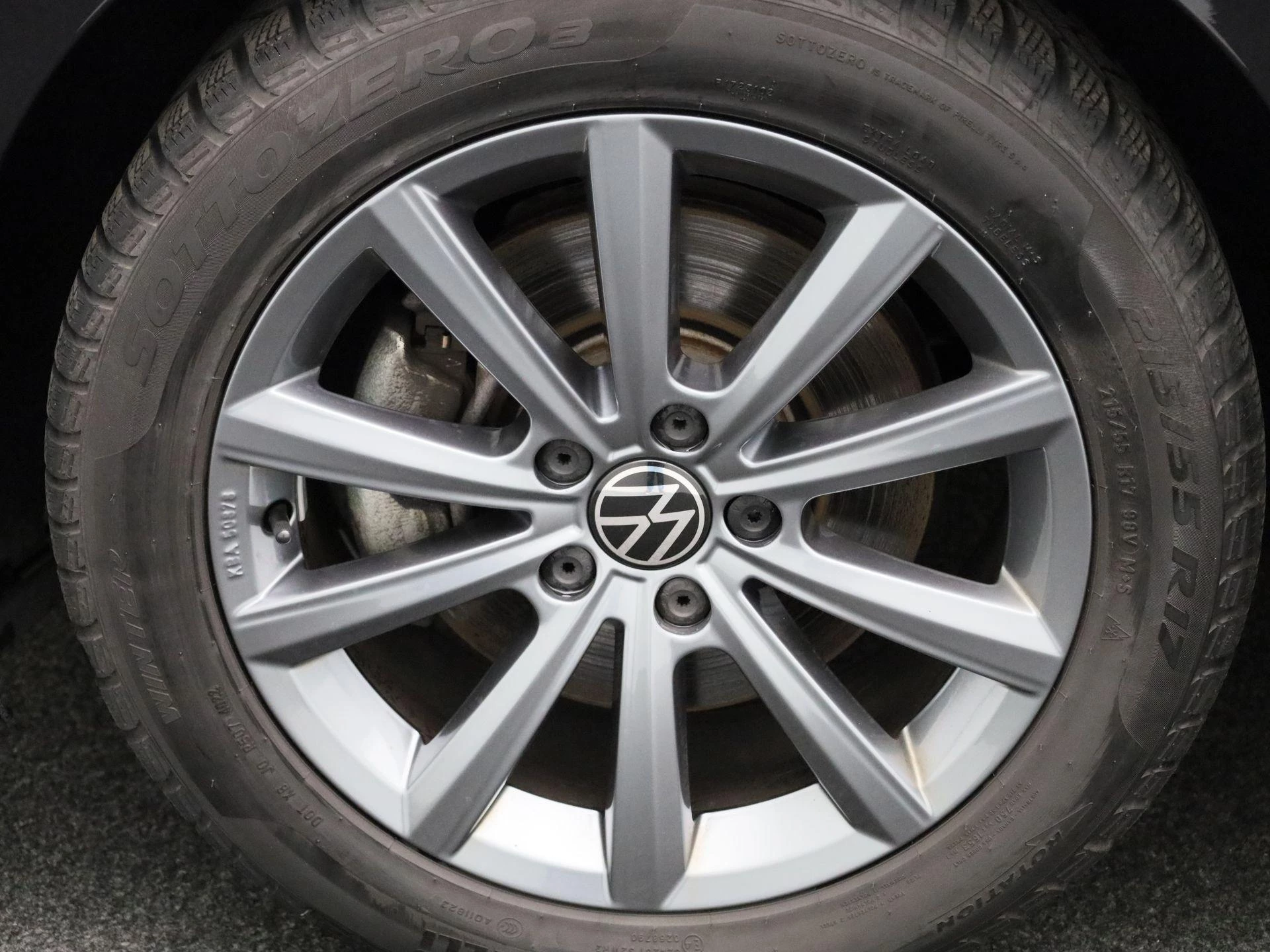 Volkswagen-Arteon-image-13