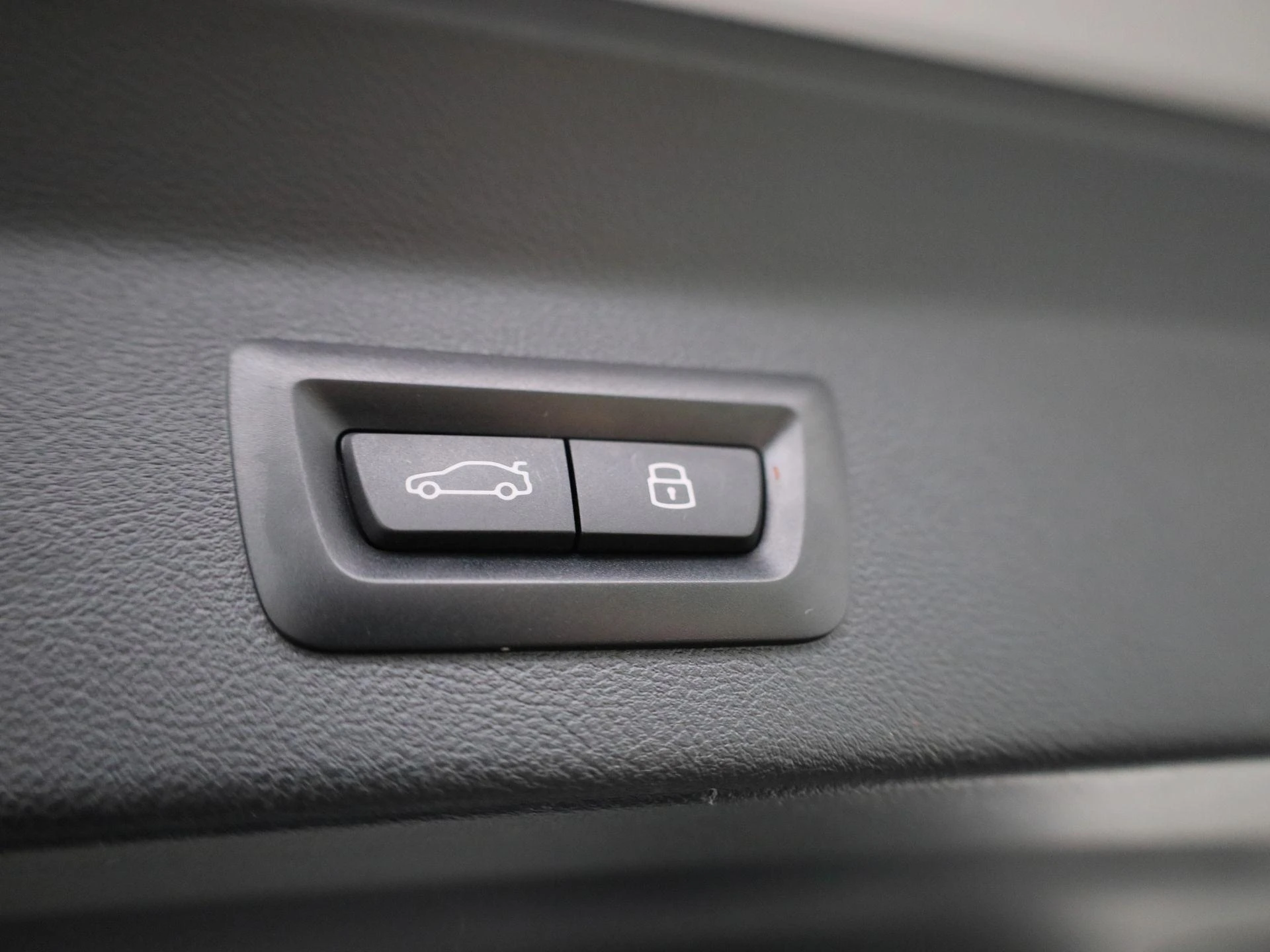 BMW iX3 High Executive 80 kWh