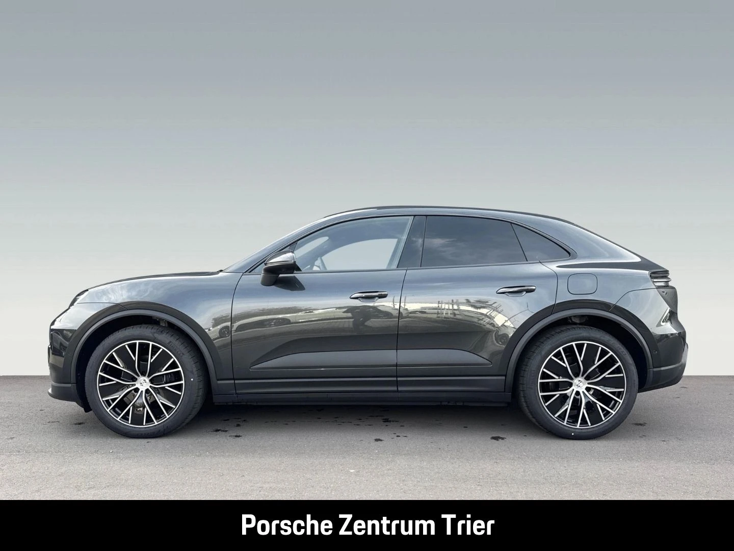 Porsche-Macan-image-1