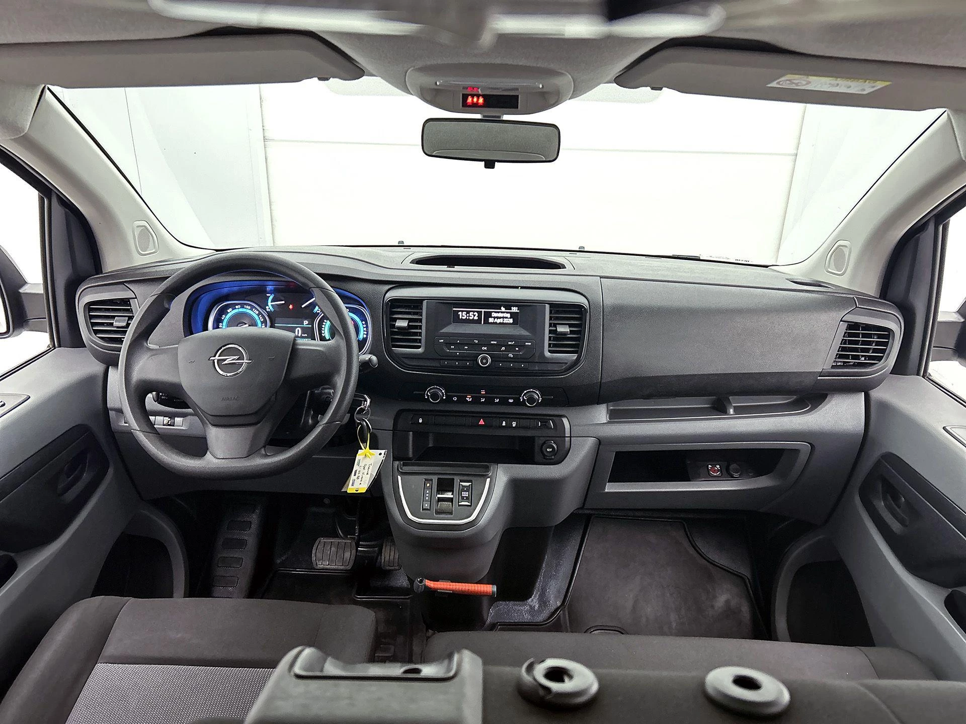 Opel-Vivaro-e-image-20