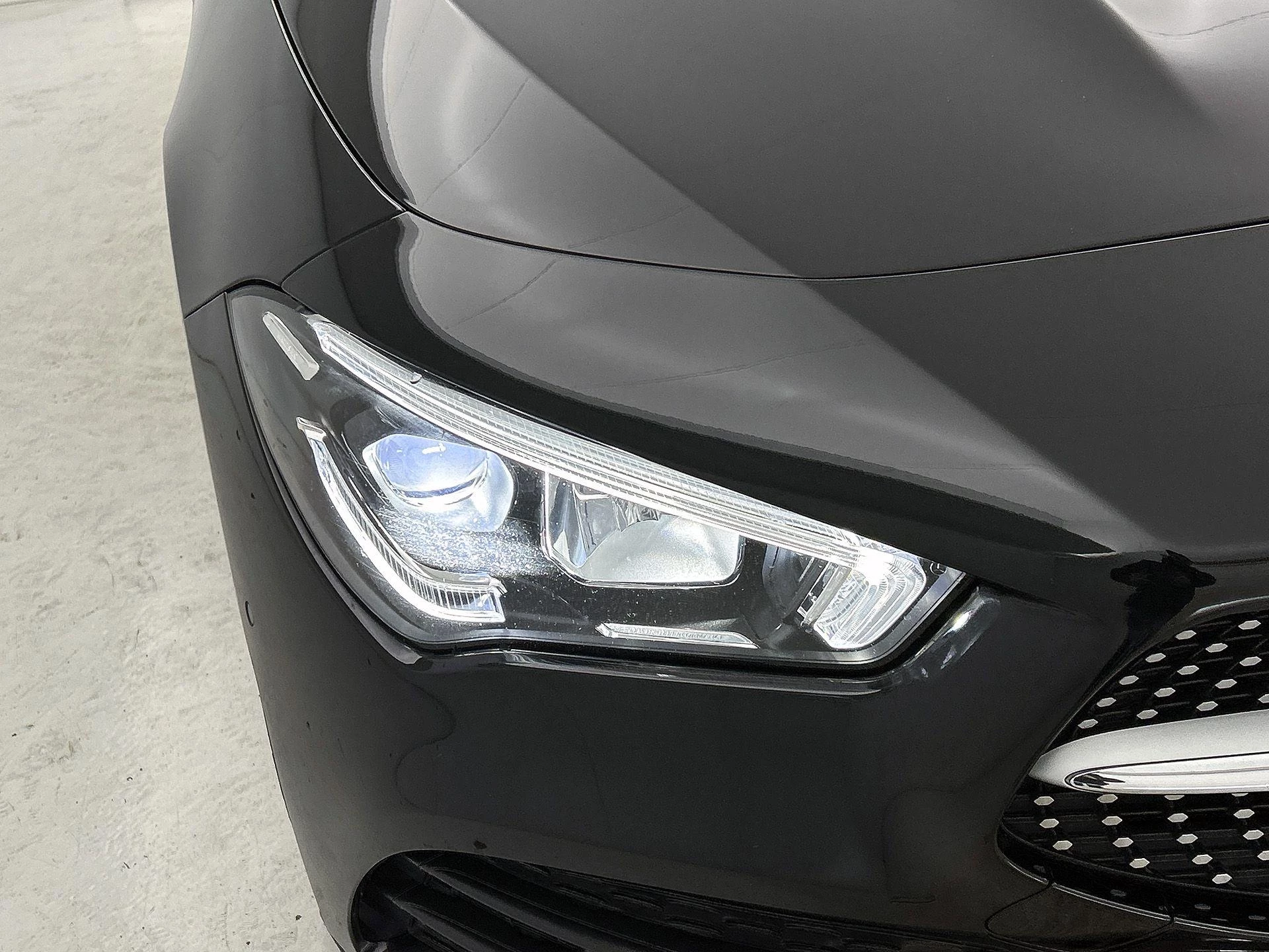 Mercedes-Benz-CLA-image-14