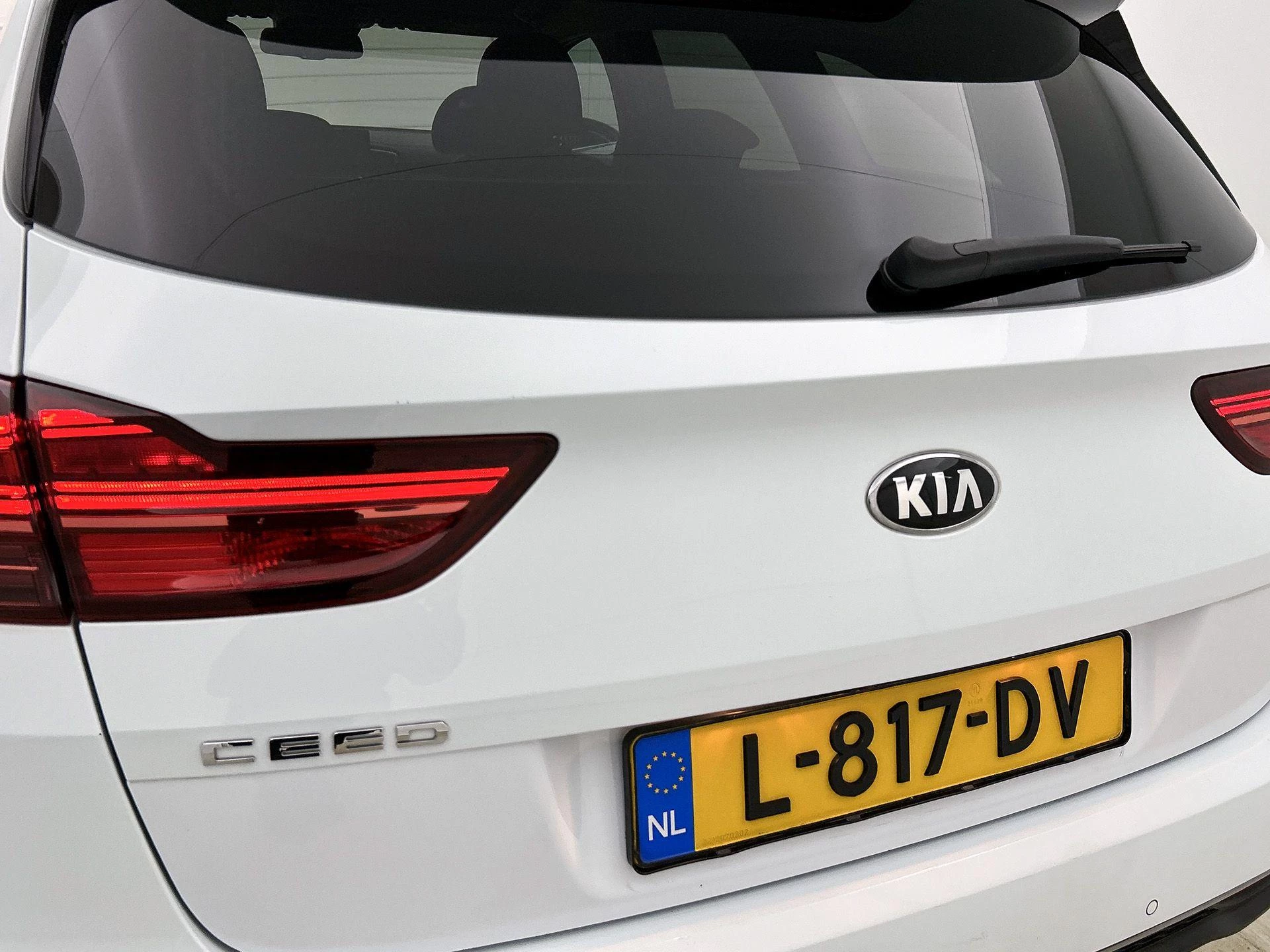 Kia-Ceed Sportswagon-image-24