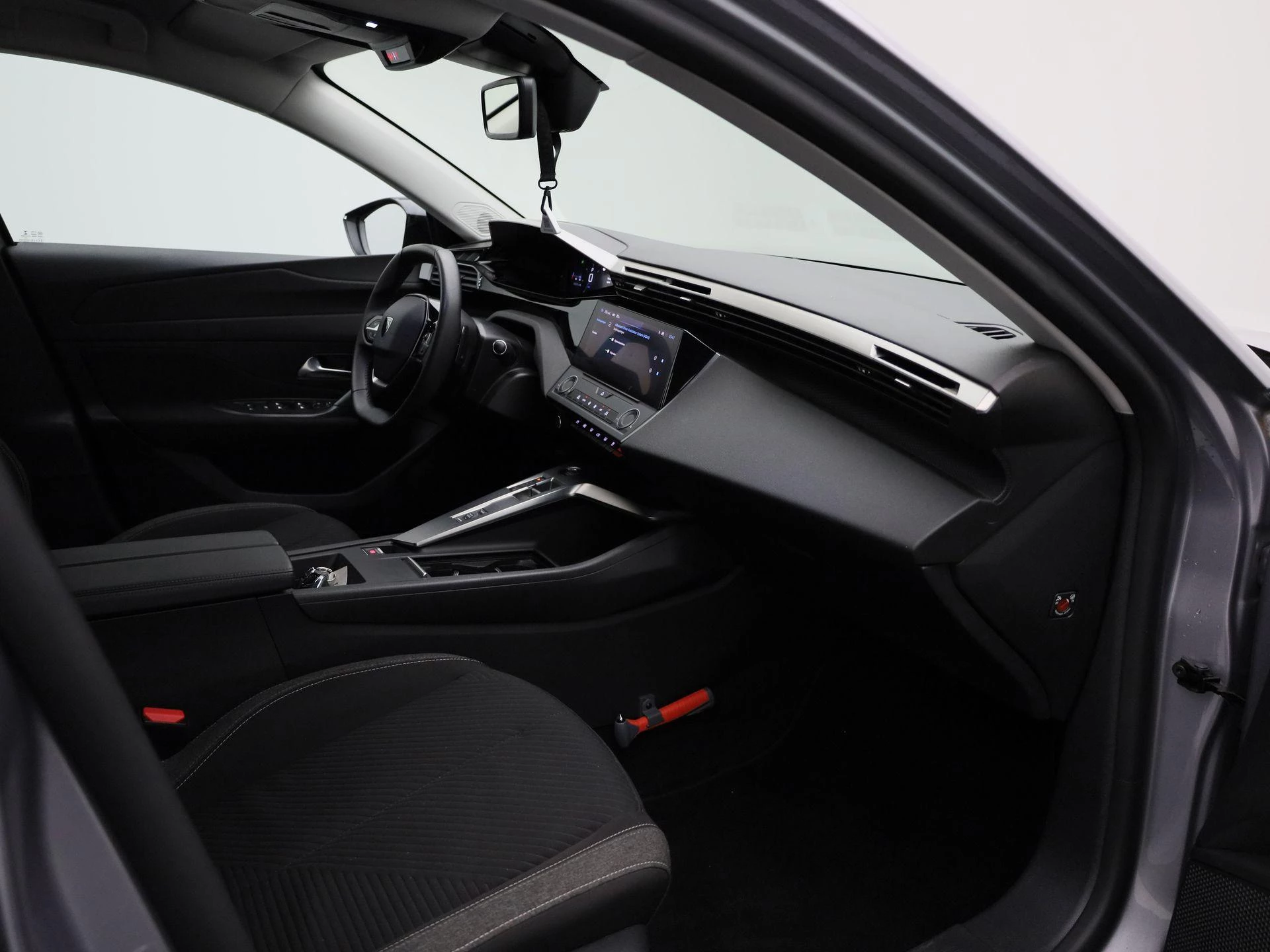 Peugeot-308-image-30