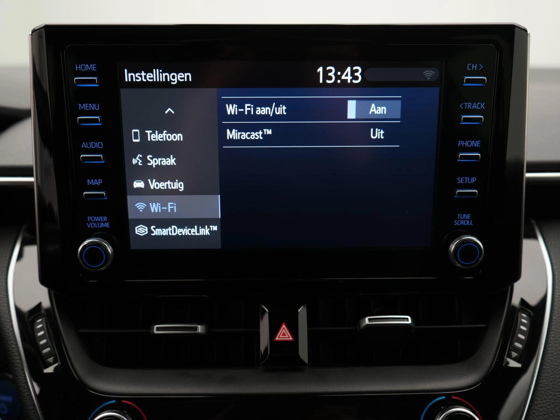 Toyota-Corolla Touring Sports-image-15