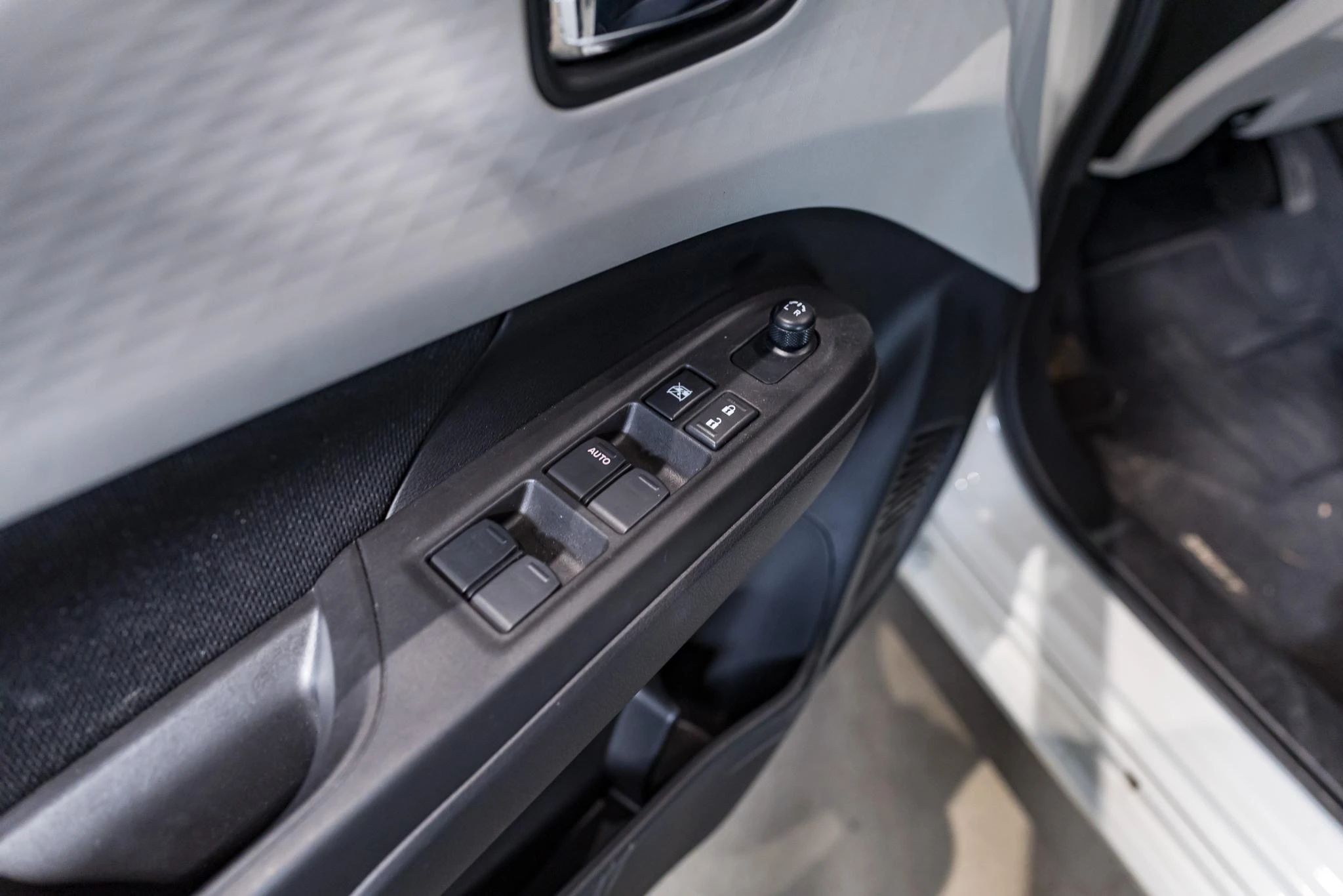 Suzuki-Swift-image-17