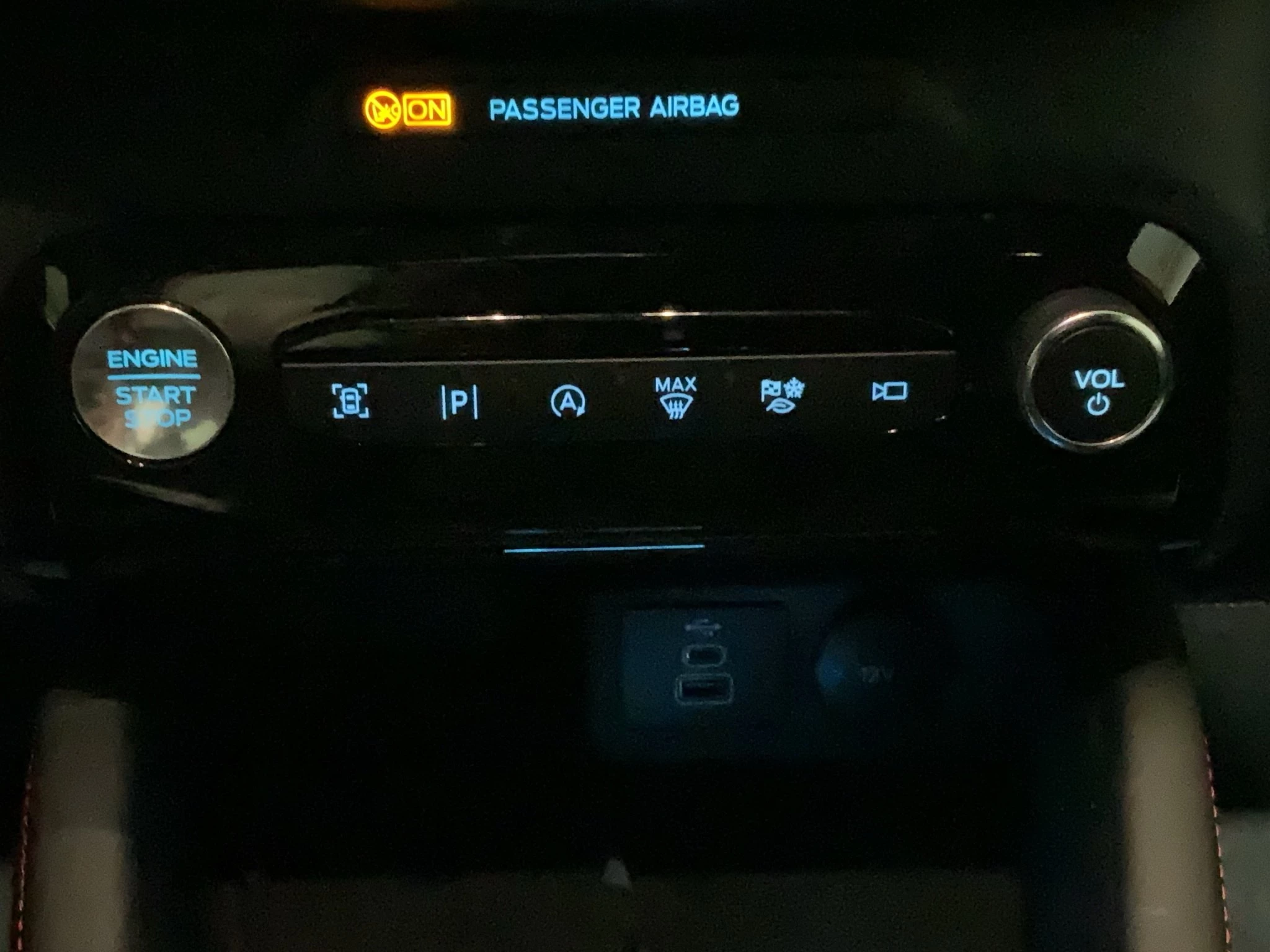 Ford Kuga ST-Line X Aut.*360GRAD*LED-MATRIX*NAVI*GRA*WINTER-PKT.