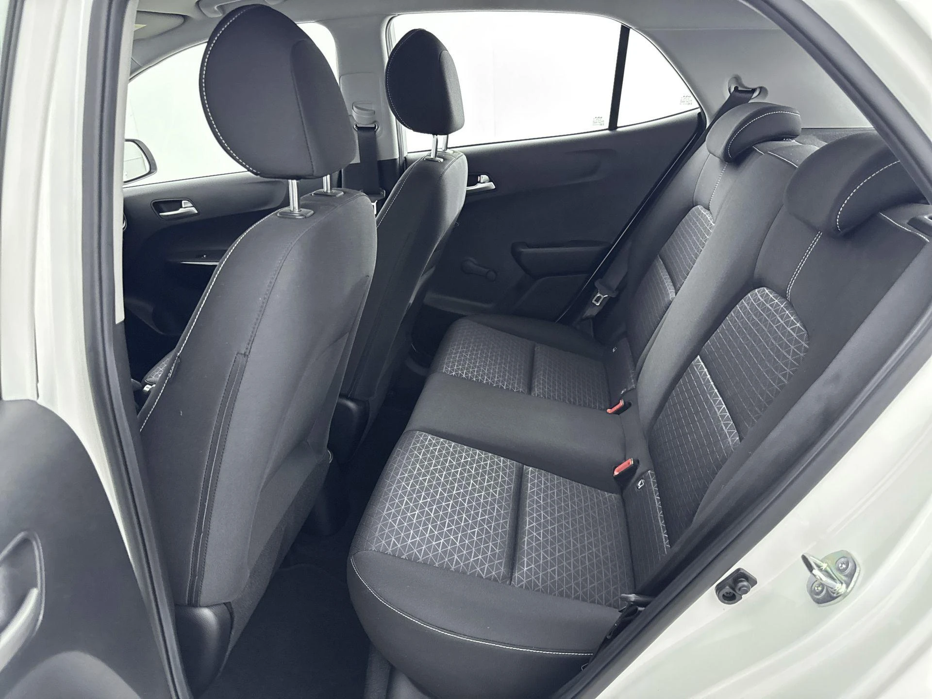 Kia-Picanto-image-24