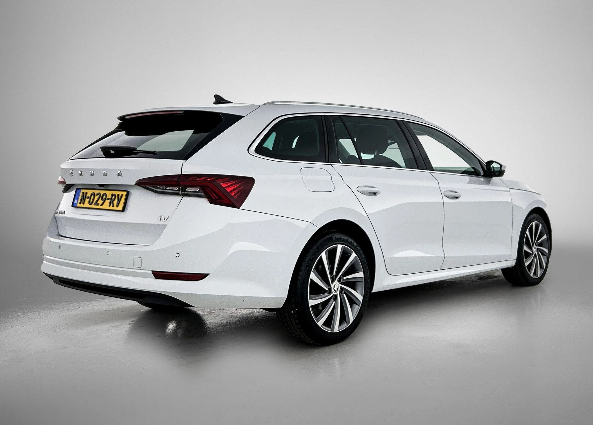 Škoda Octavia Combi 1.4 TSI iV PHEV Business Edition Plus