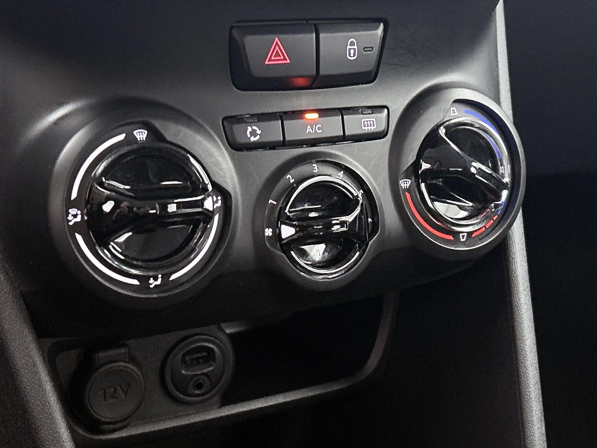 Peugeot-2008-image-23
