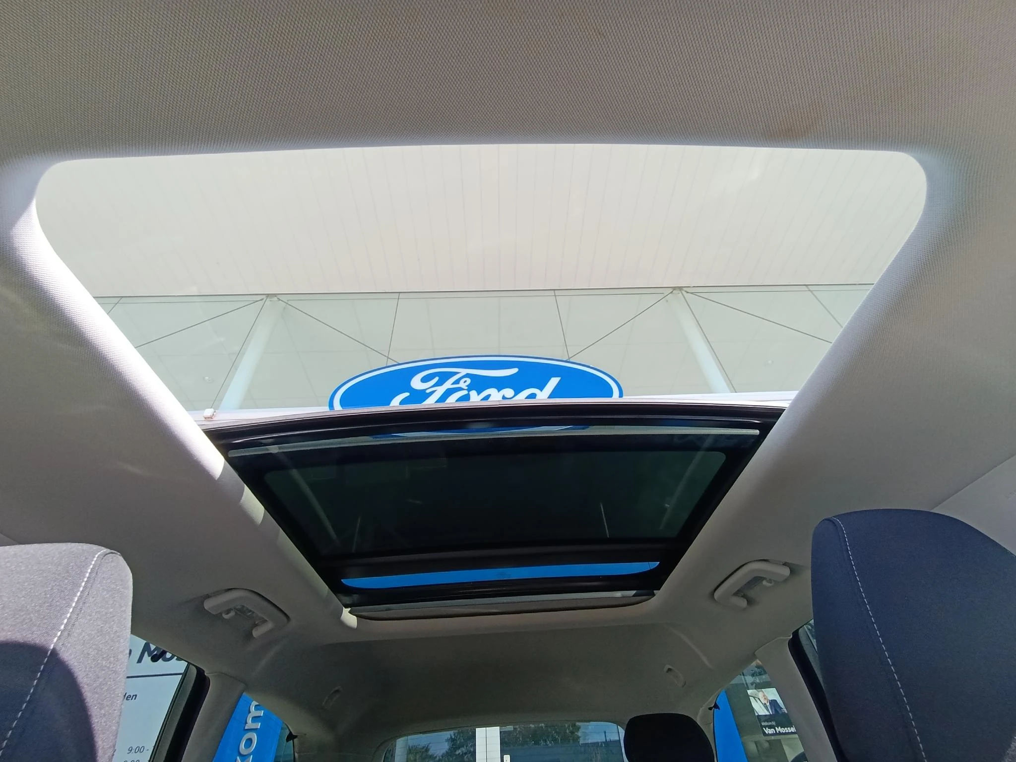 Ford-Mondeo-image-17