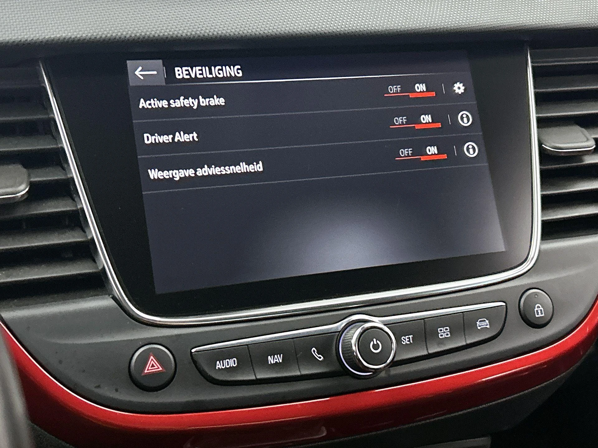 Opel-Crossland-image-9
