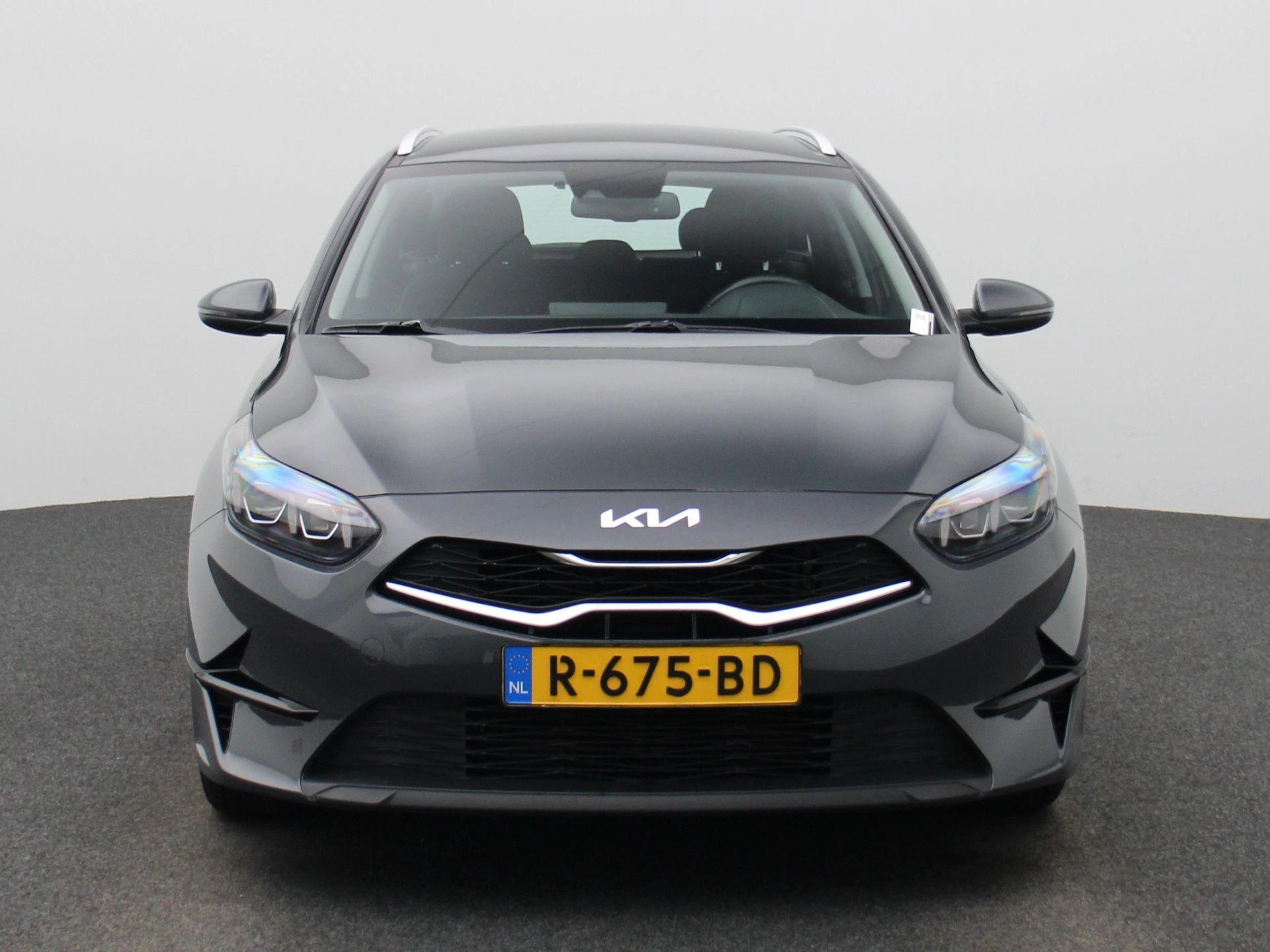 Kia-Ceed Sportswagon-image-2
