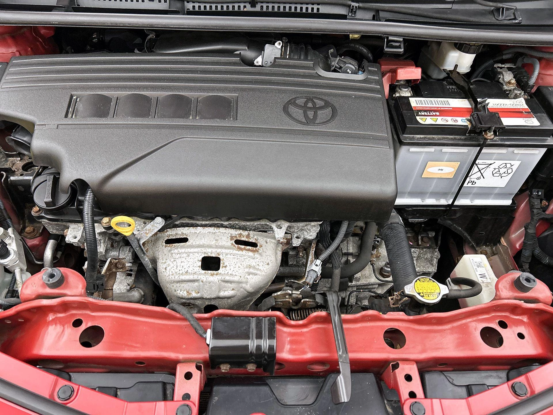 Toyota-Yaris-image-10