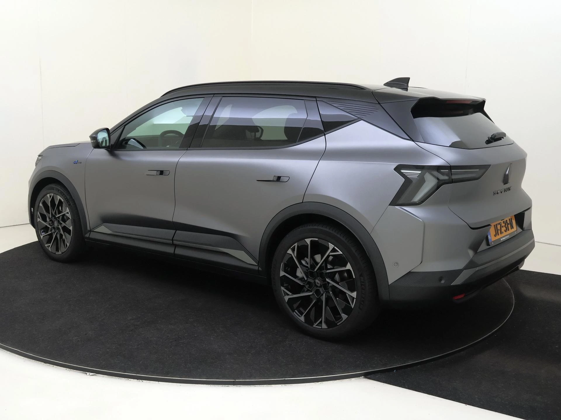 Renault-Scénic-image-6