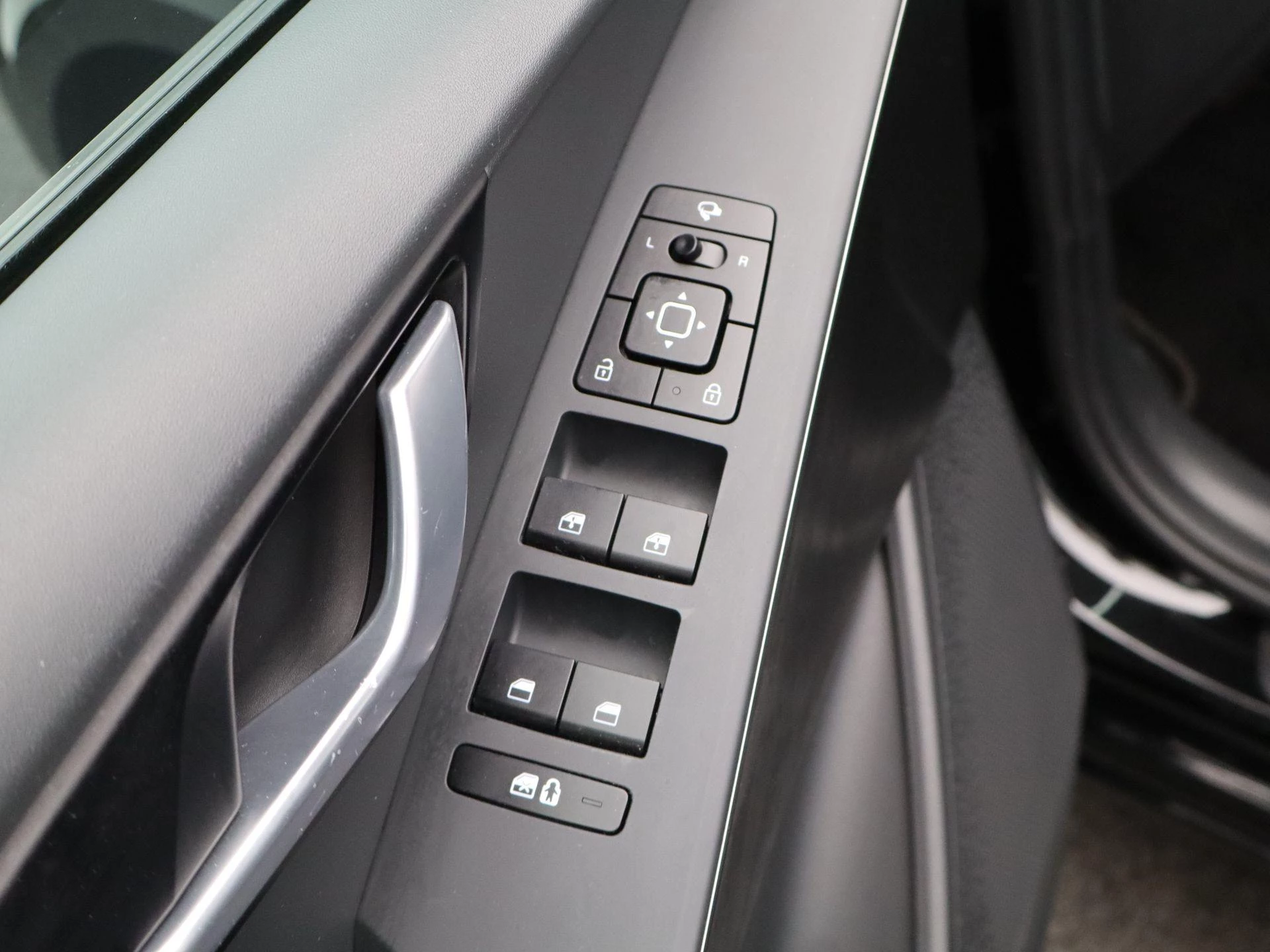 Kia-Niro-image-27