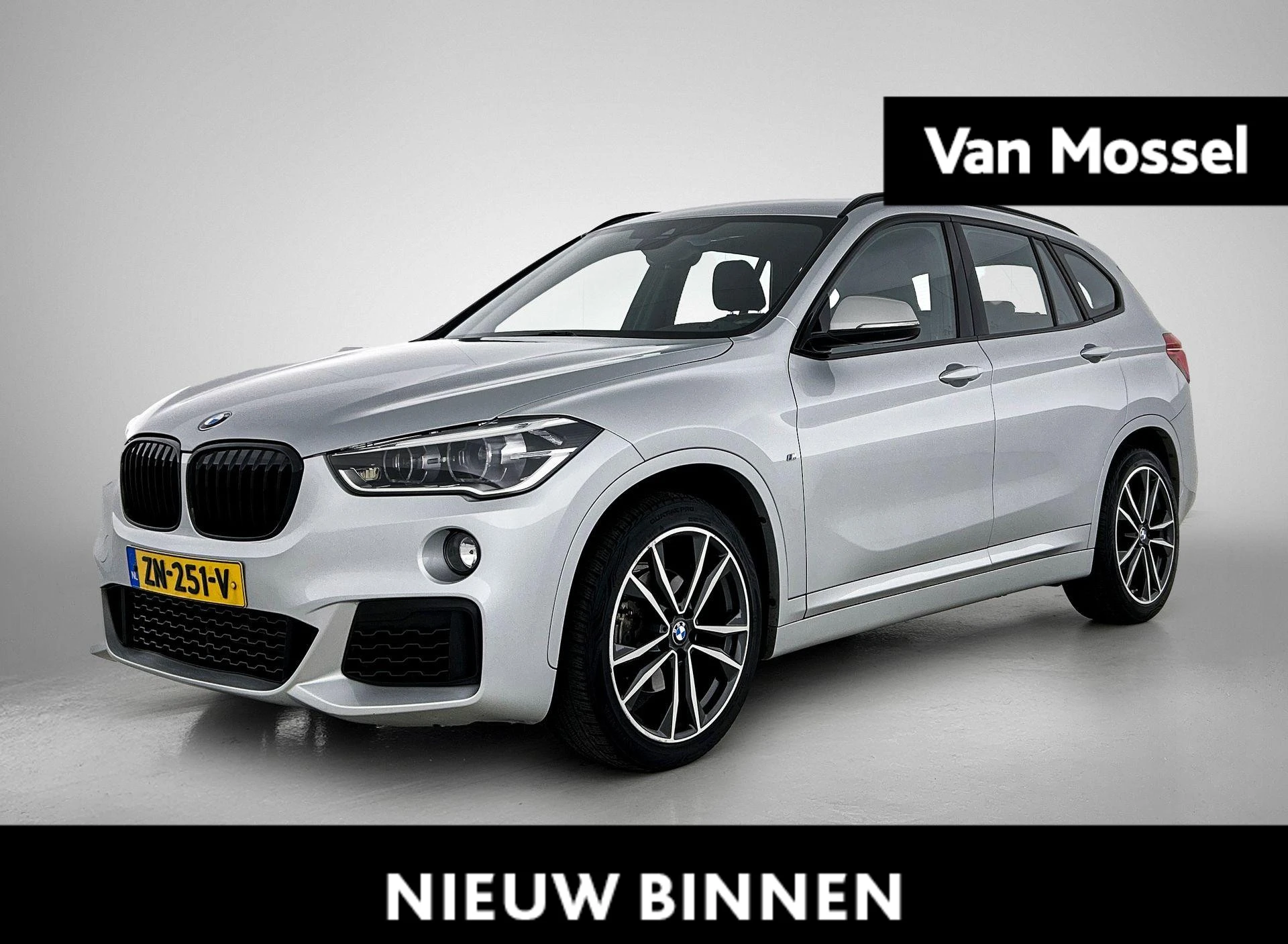 BMW-X1-image-0