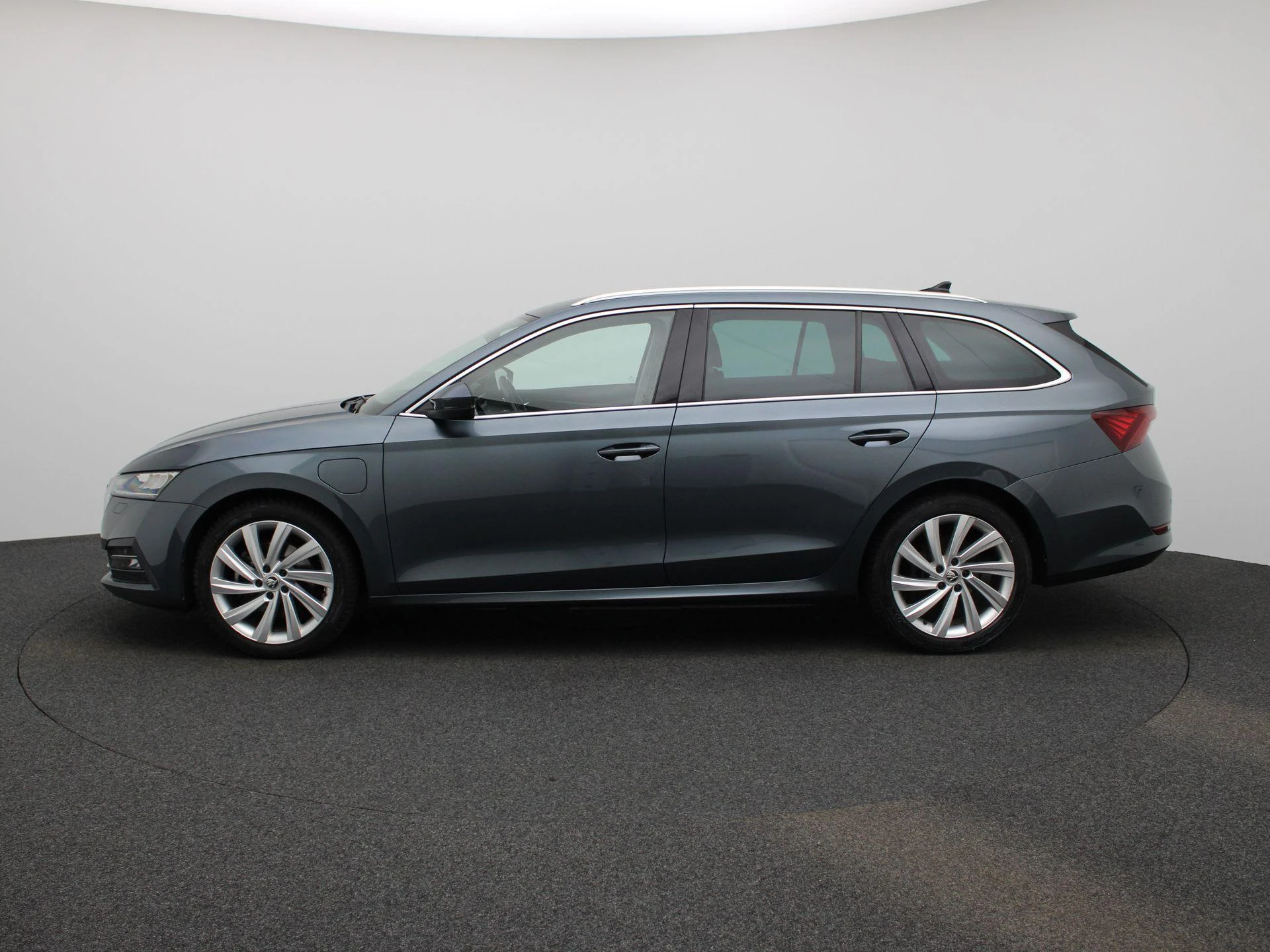 Škoda-Octavia-image-4