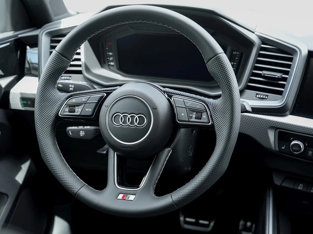 Audi A1 Sportback 1.0 TFSI 30 advanced