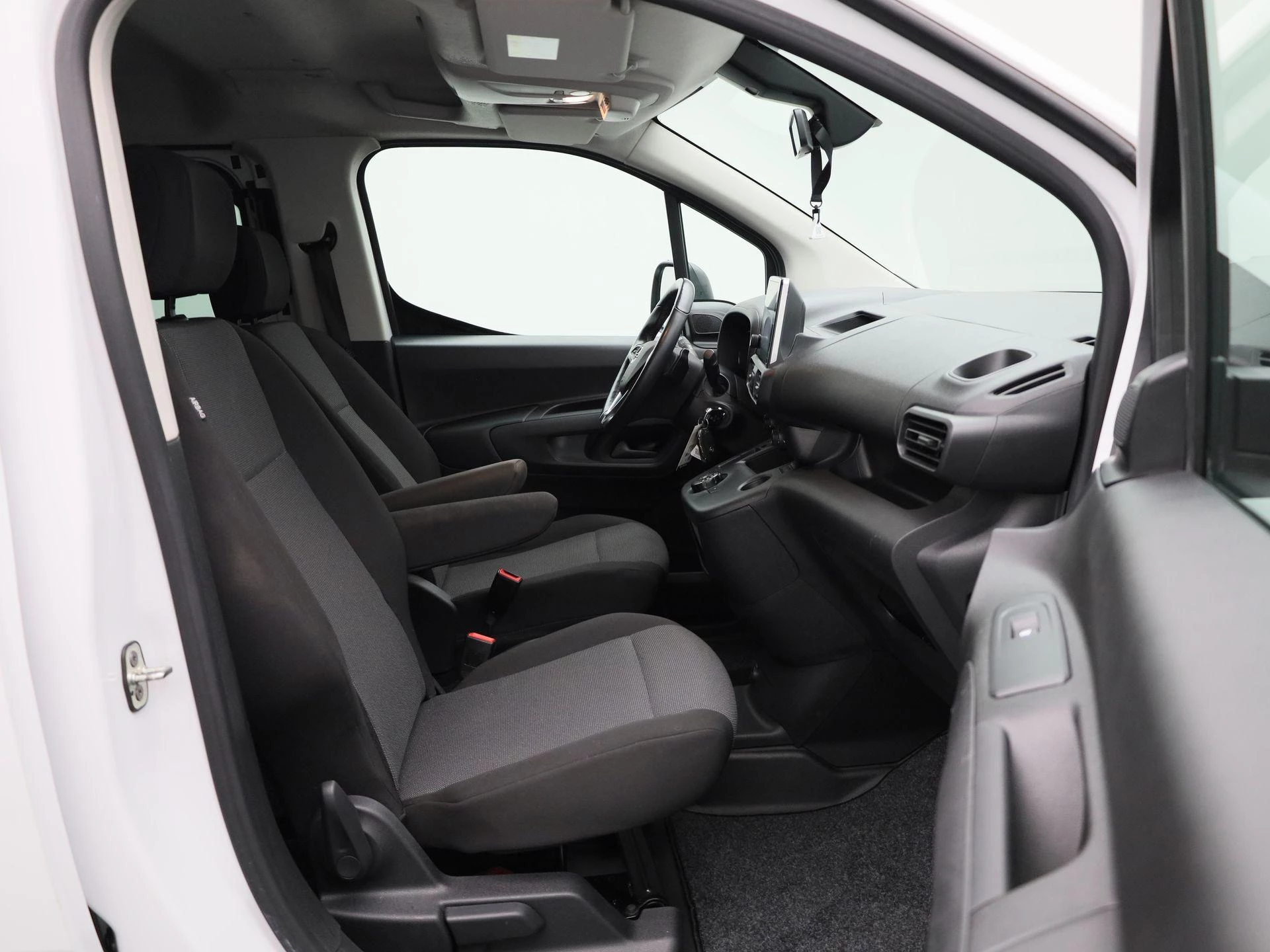 Opel Combo DC L2H1 Heavy 1.5 Turbo D 130 S/S AT8