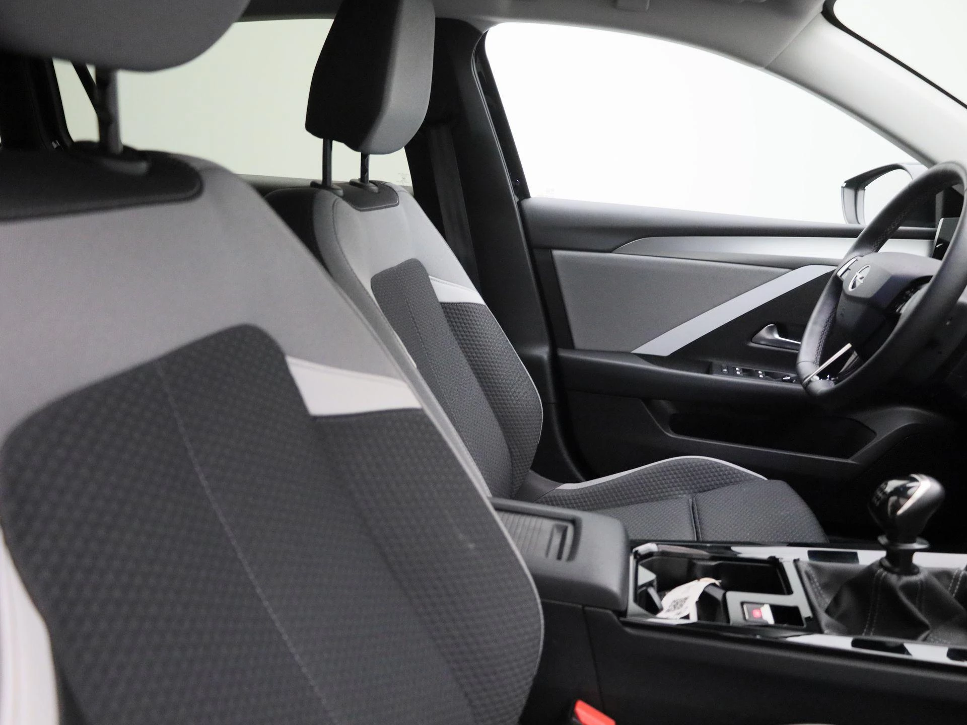 Opel-Astra-image-30