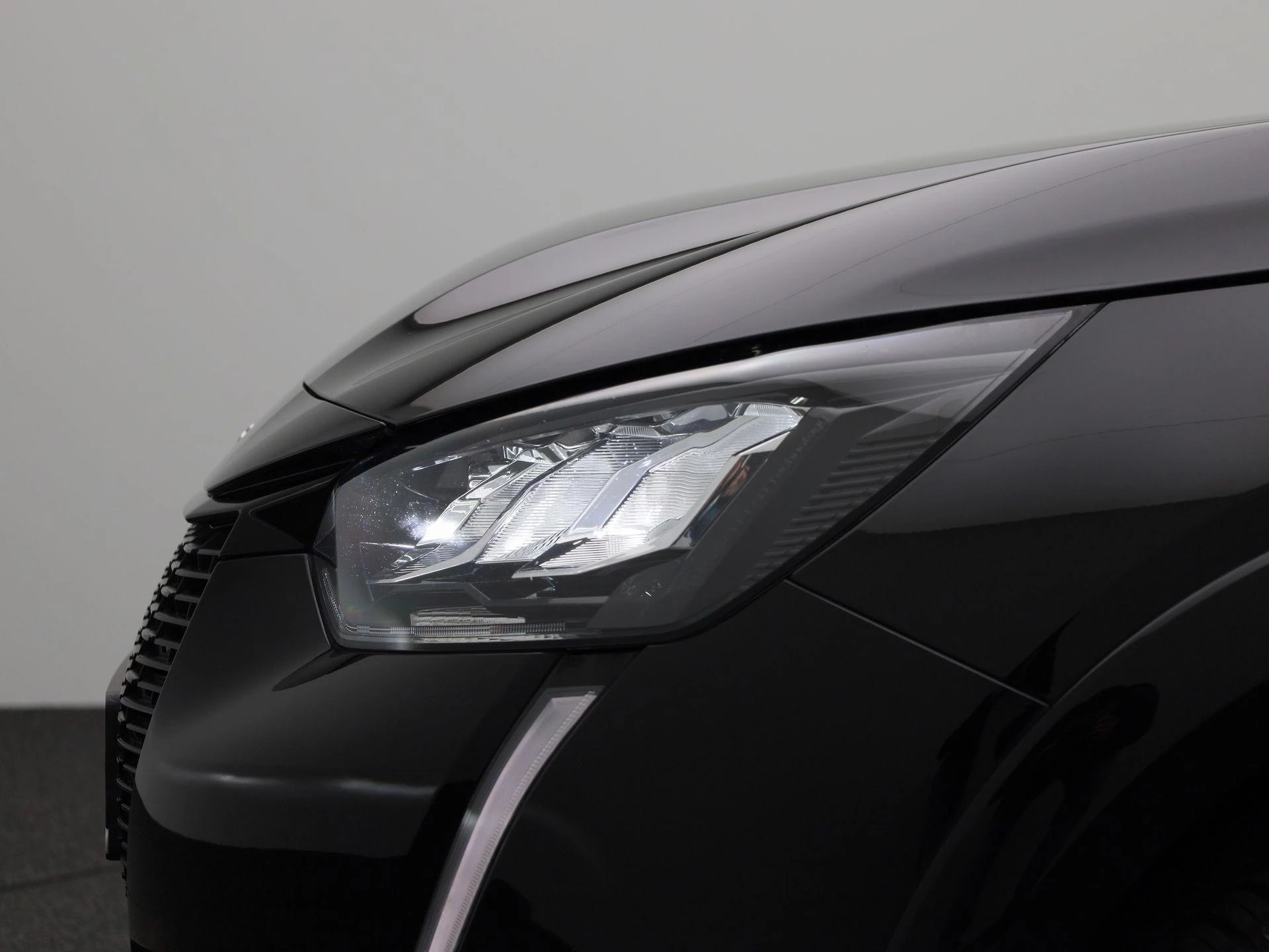 Peugeot e-208 EV Allure Pack 50 kWh