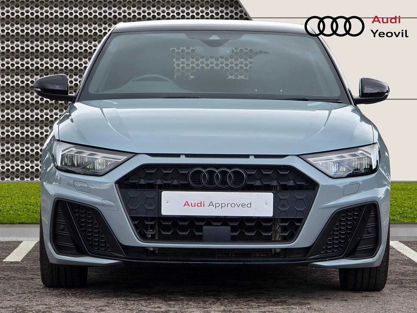 Audi-A1 Sportback-image-6