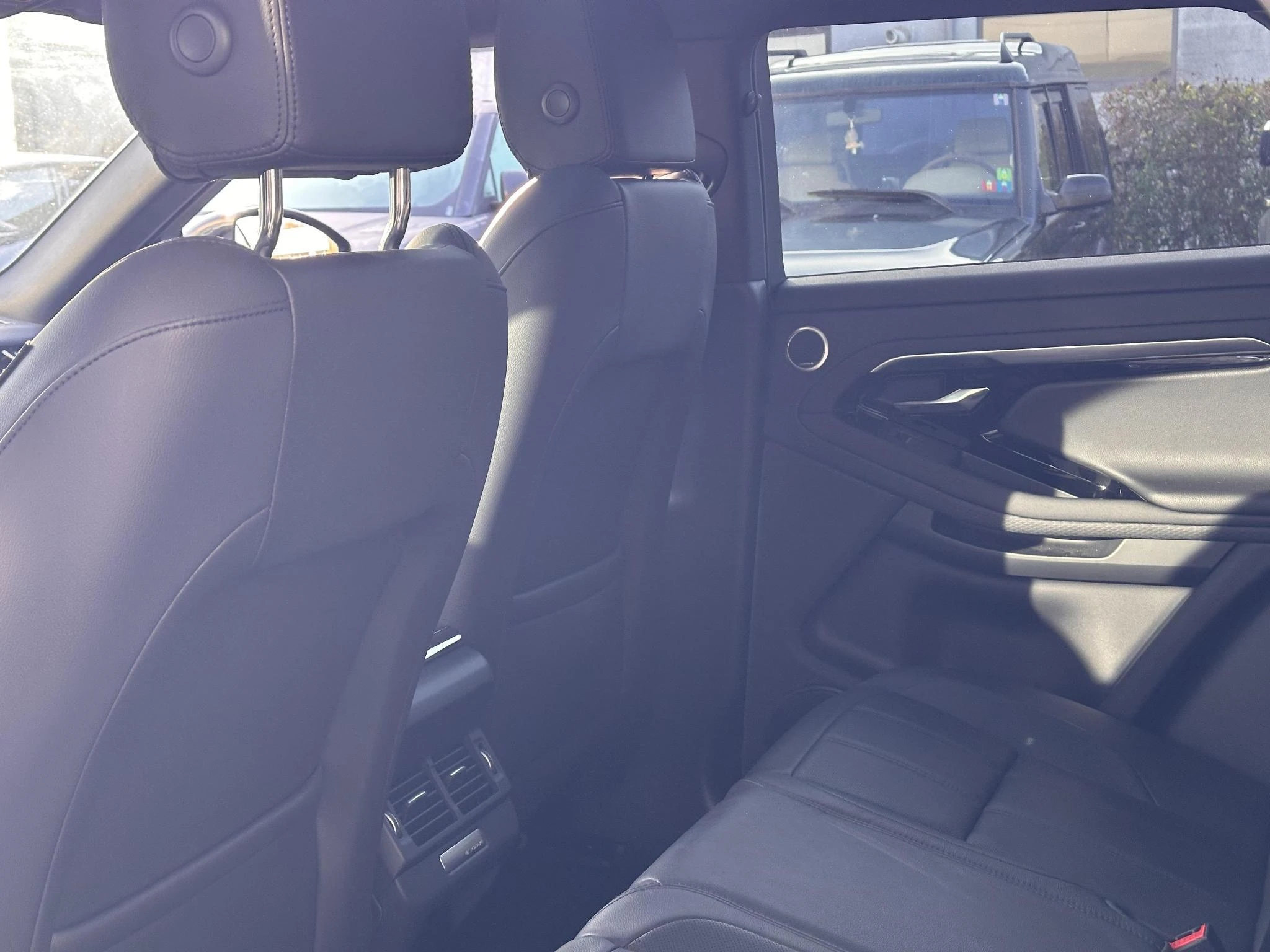 Land Rover-Range Rover Evoque-image-20