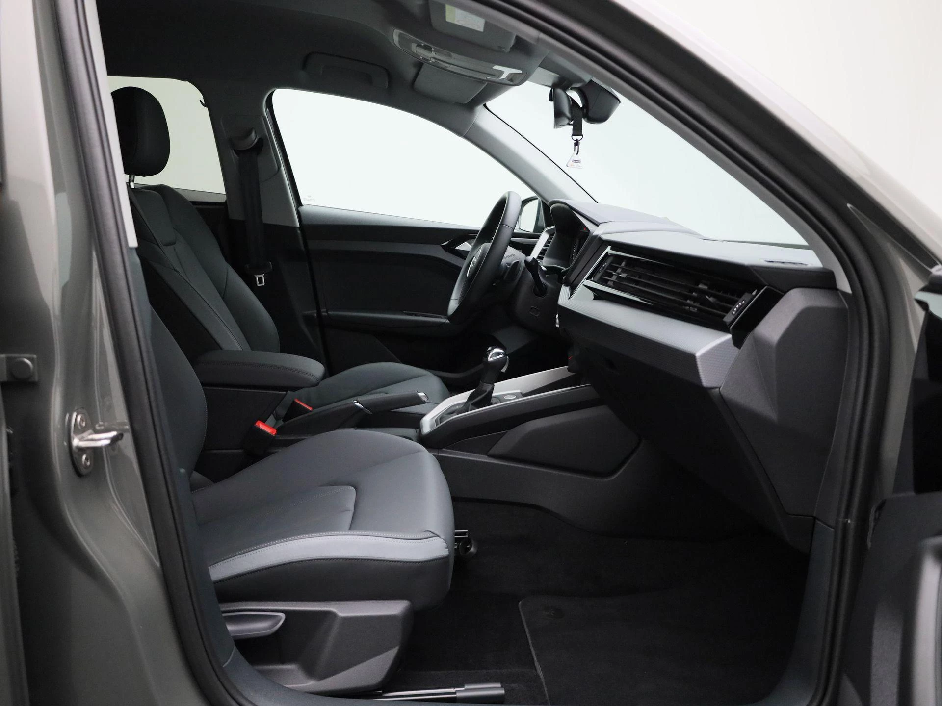 Audi-A1 Sportback-image-38