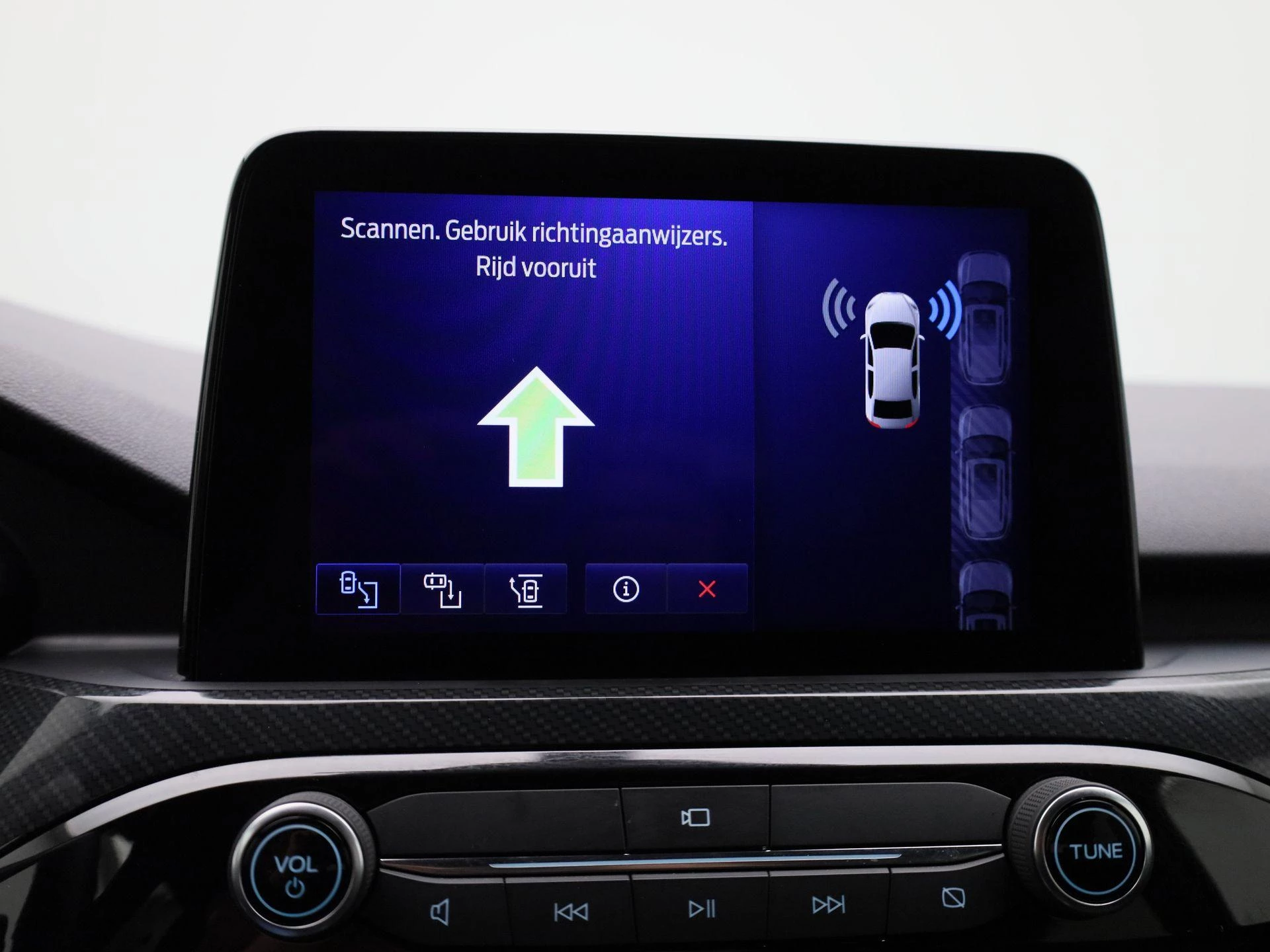 Ford-Kuga-image-29