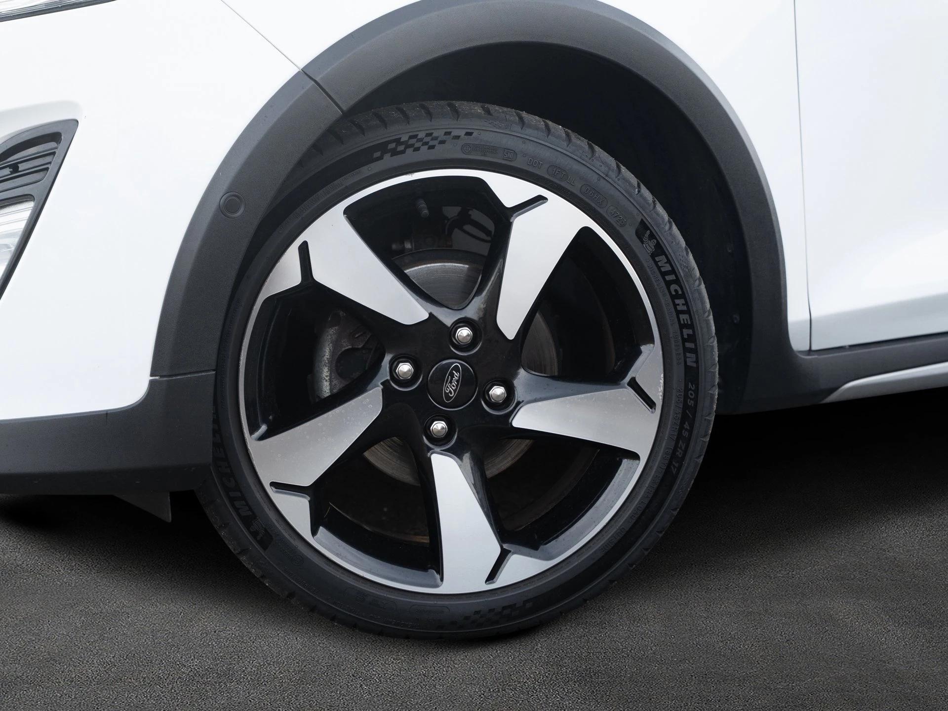 Ford Fiesta Active X Aut*AHK*ACC*NAVI*RFK*Winter-Pkt.