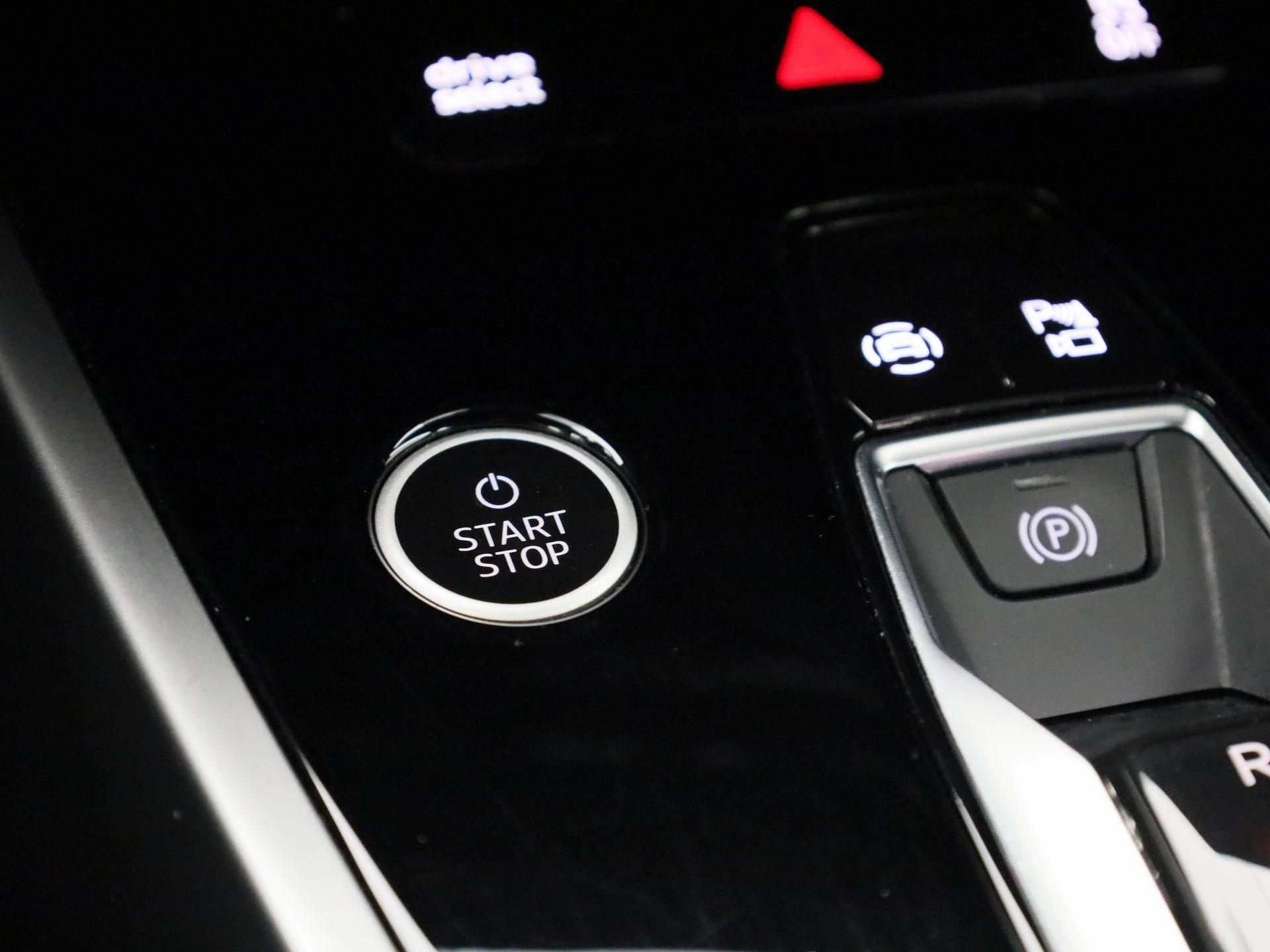 Audi-Q4 Sportback e-tron-image-30