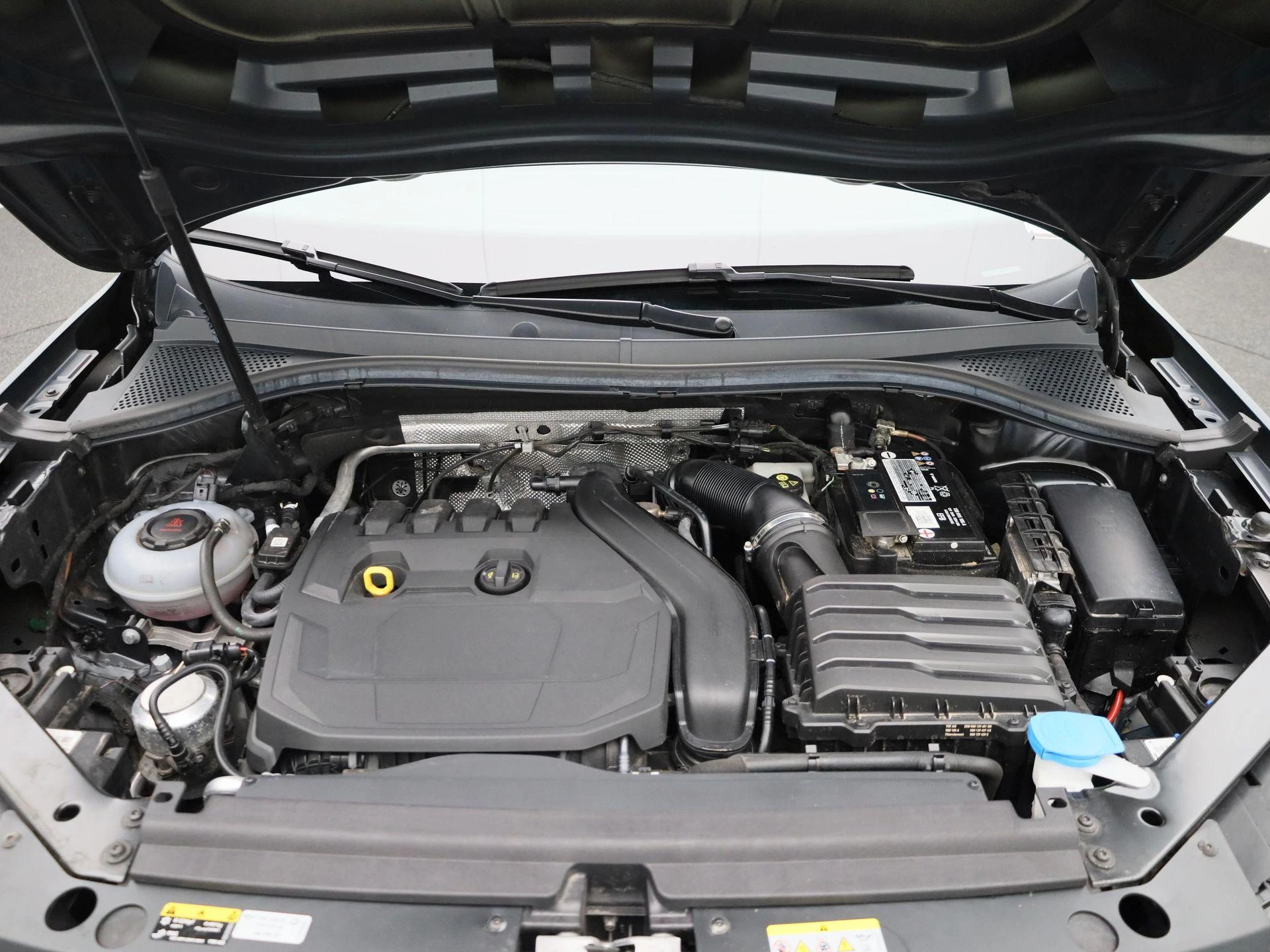 Volkswagen-Tiguan-image-37