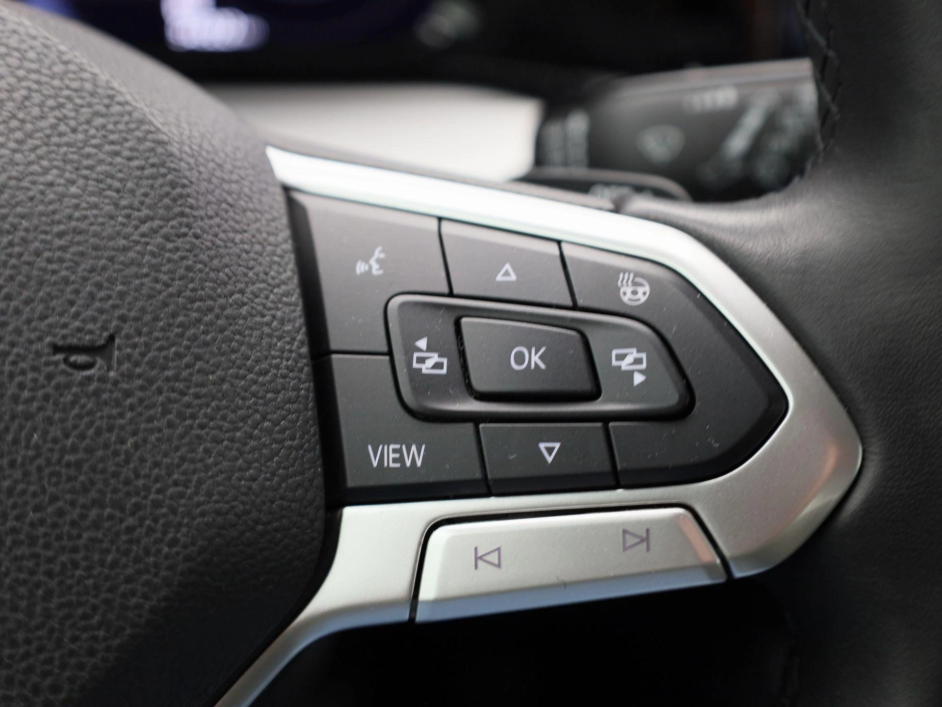 Volkswagen Golf VIII 1.0 eTSI 81kW Life DSG