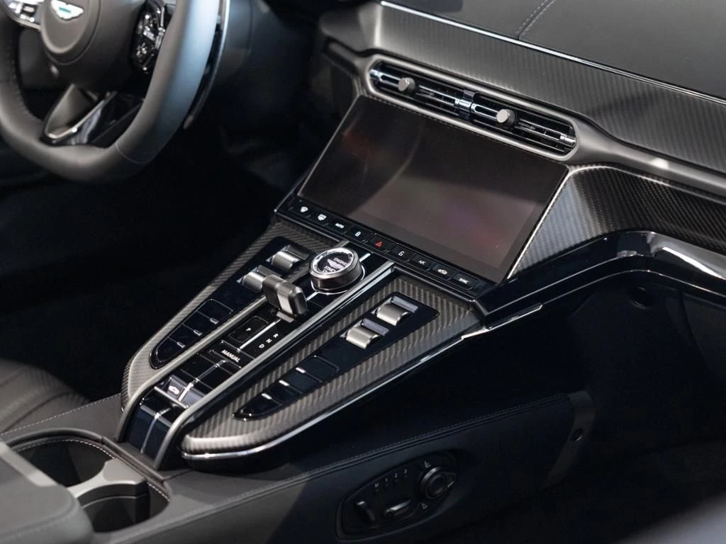 Aston Martin V8 Vantage Roadster Aston Martin Hamburg