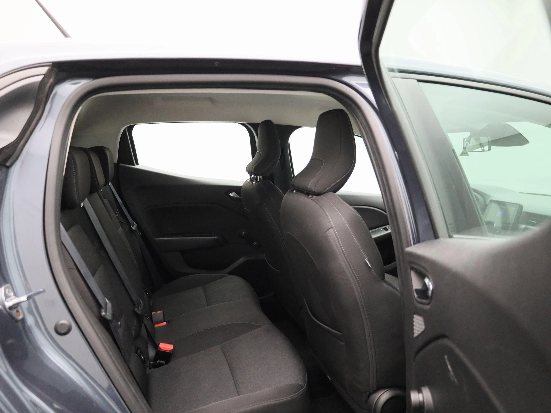 Renault-Clio-image-29