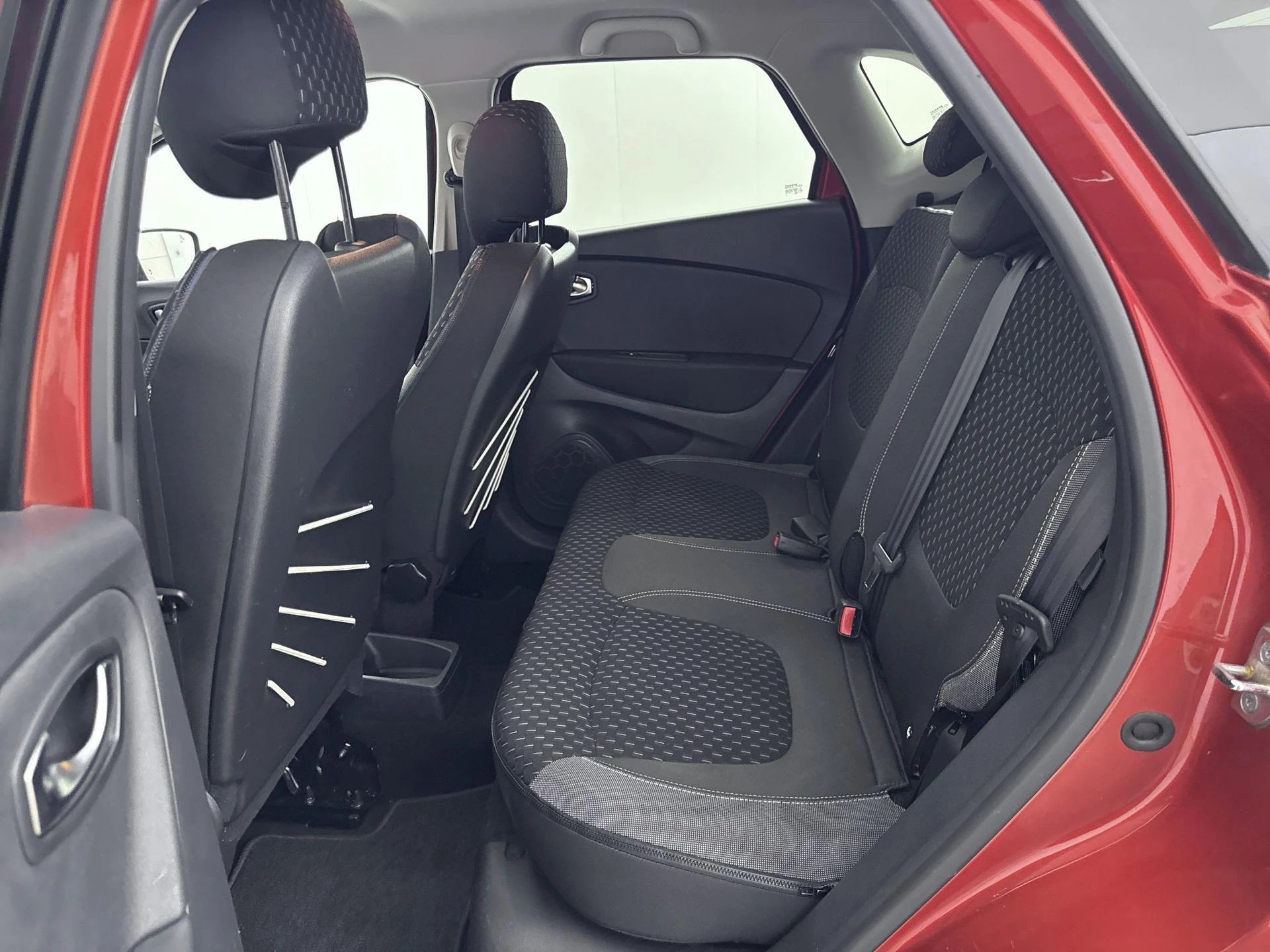 Renault-Captur-image-24