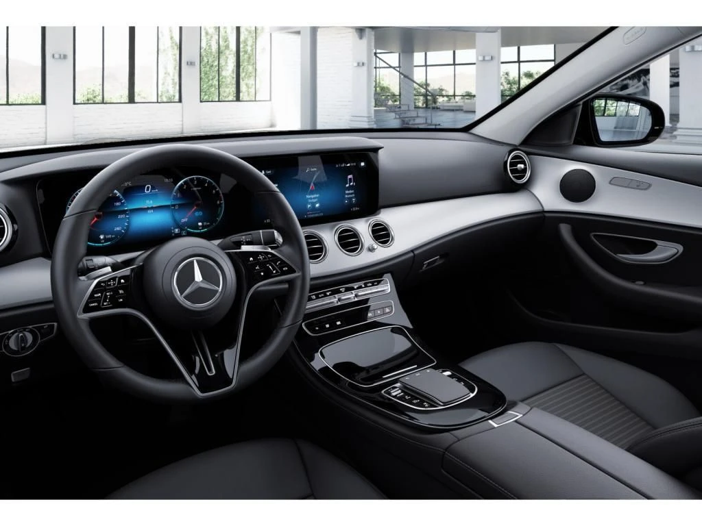 Mercedes-Benz-E-Klasse 300-image-4